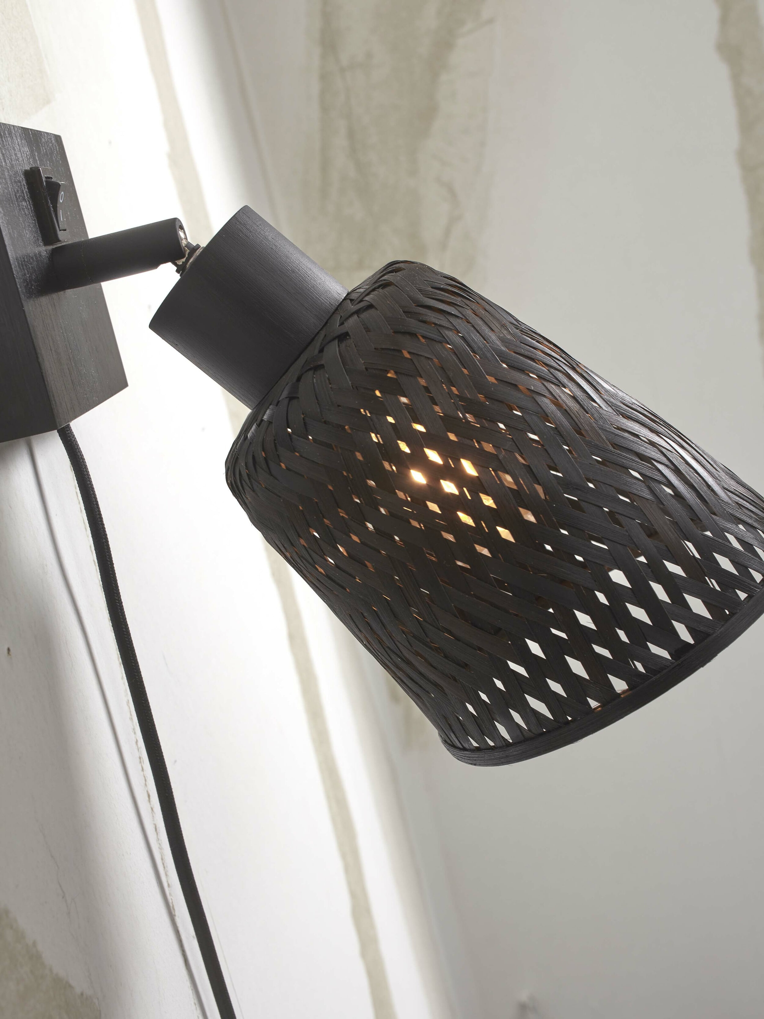 GOOD&MOJO Wandlamp 'Java' Bamboe, kleur Zwart