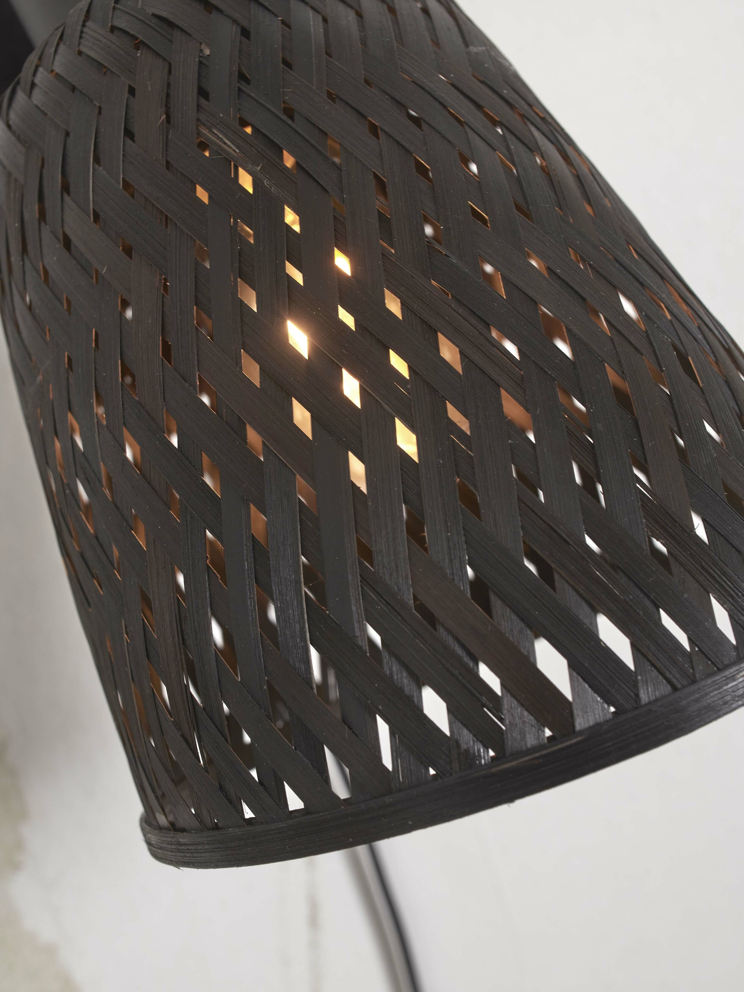 GOOD&MOJO Wandlamp 'Java' Bamboe, kleur Zwart