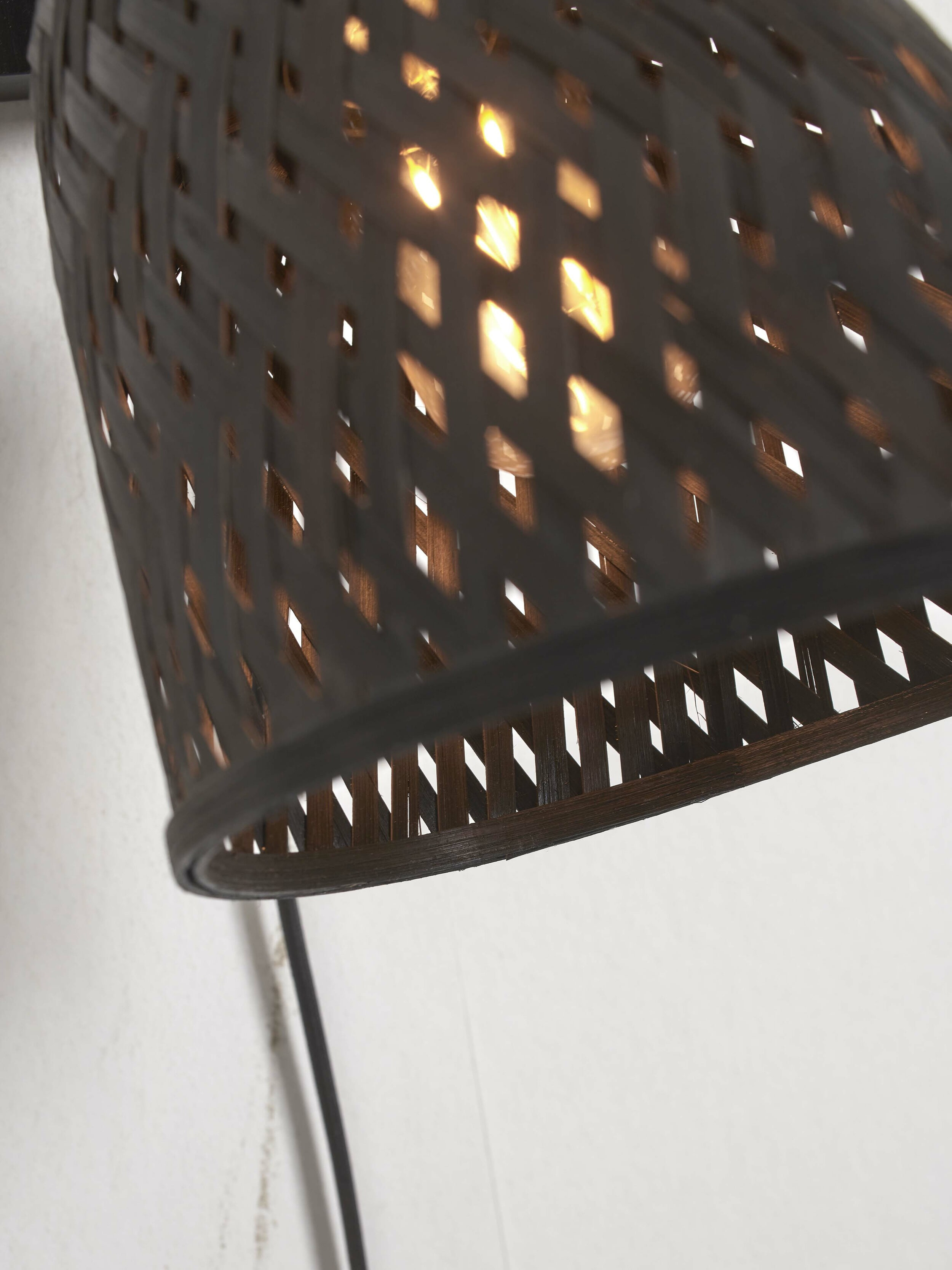 GOOD&MOJO Wandlamp 'Java' Bamboe, kleur Zwart