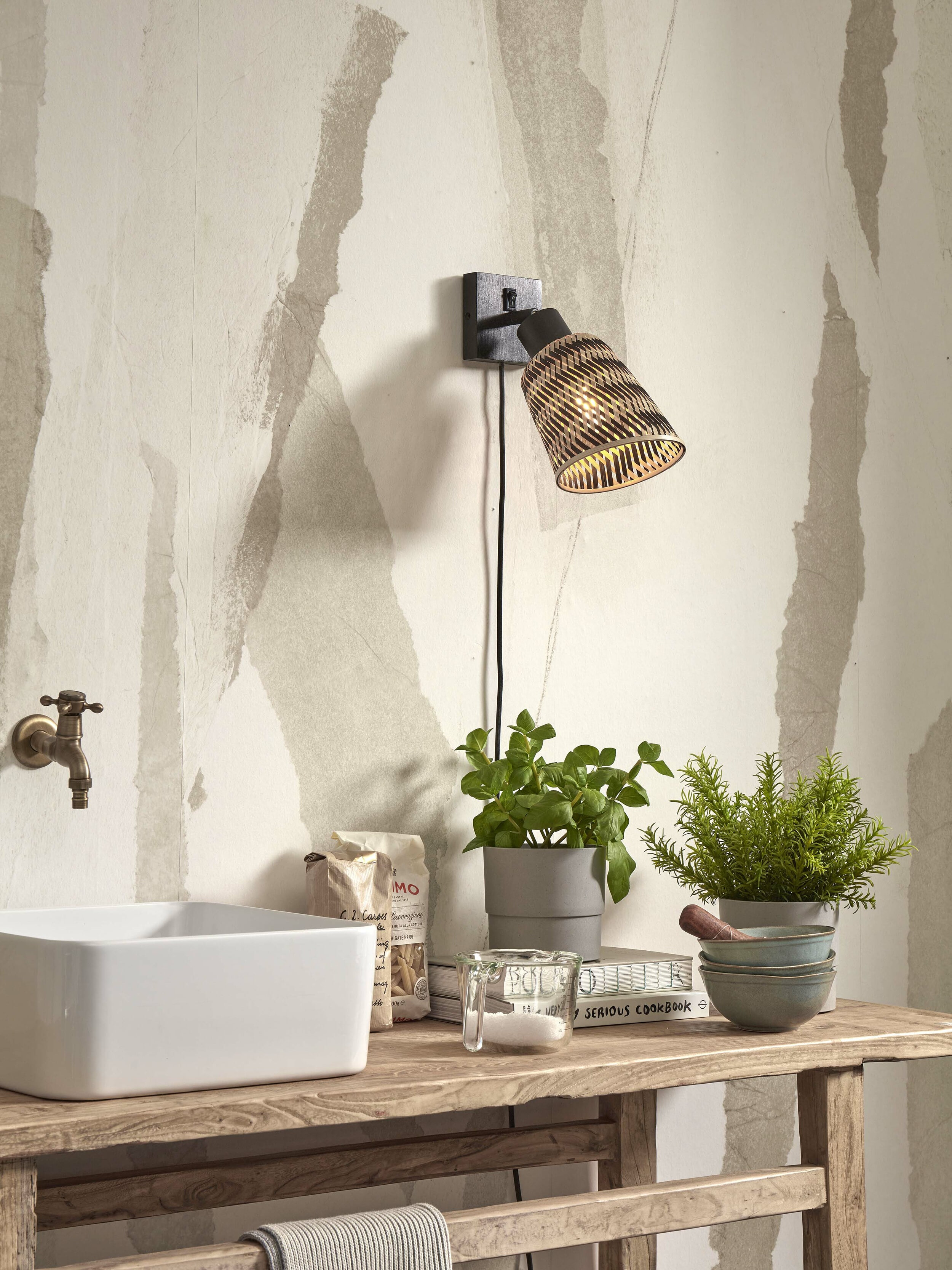 GOOD&MOJO Wandlamp 'Java' Bamboe, kleur Zwart/Naturel