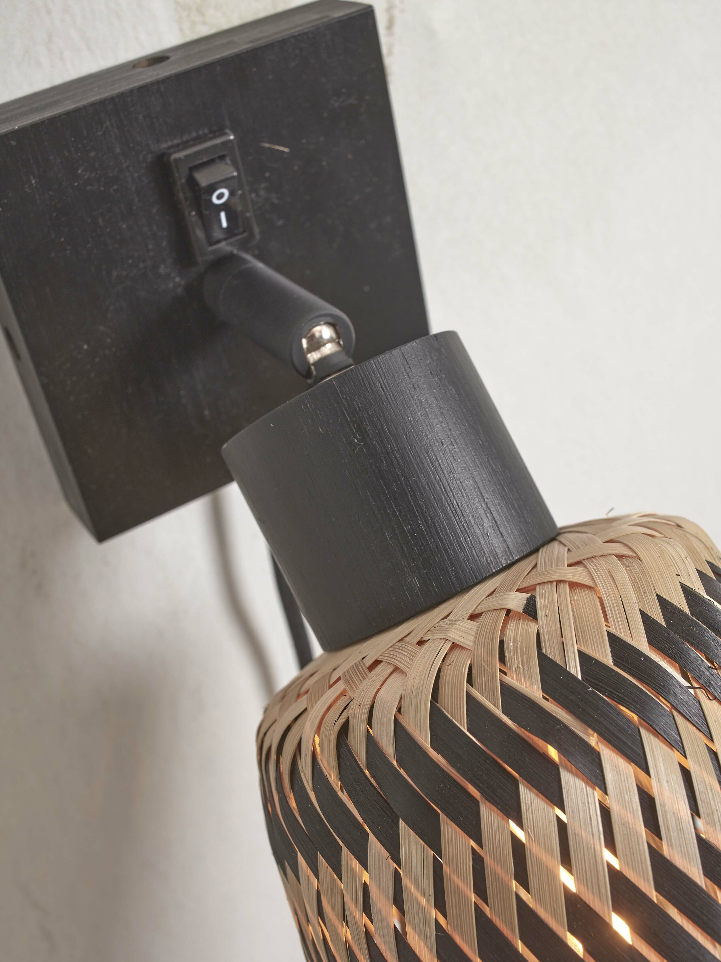 GOOD&MOJO Wandlamp 'Java' Bamboe, kleur Zwart/Naturel