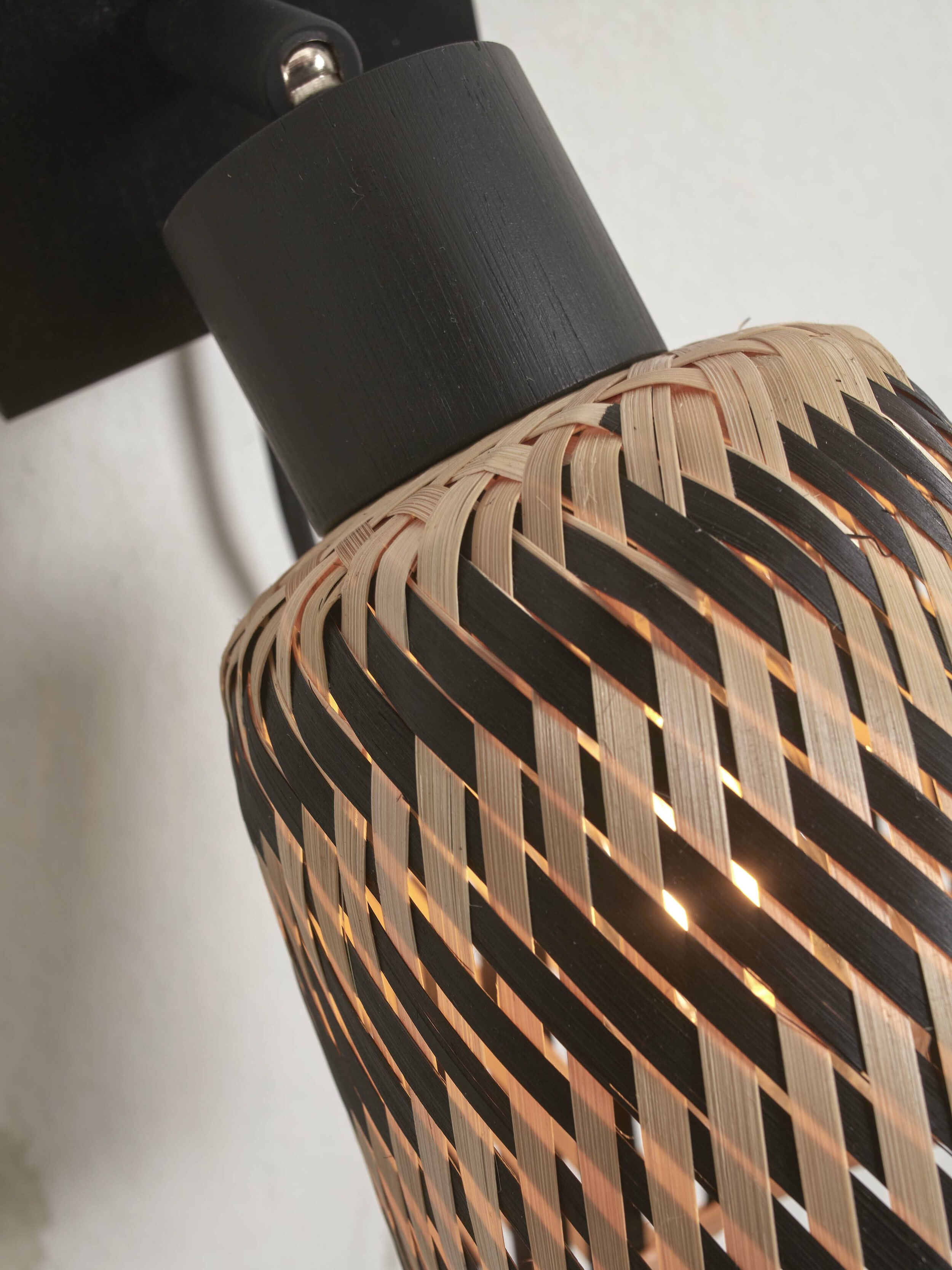 GOOD&MOJO Wandlamp 'Java' Bamboe, kleur Zwart/Naturel