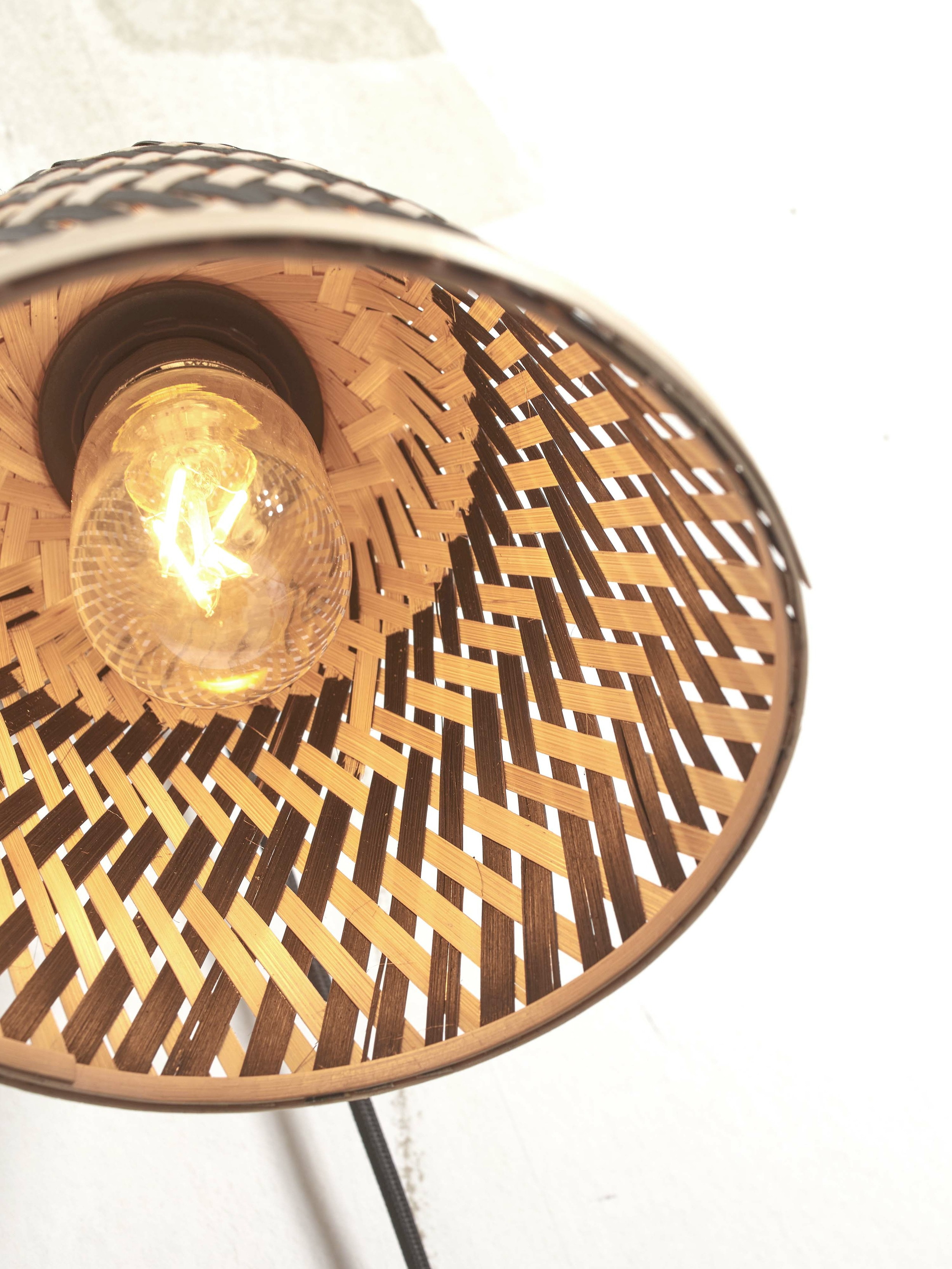 GOOD&MOJO Wandlamp 'Java' Bamboe, kleur Naturel/Zwart