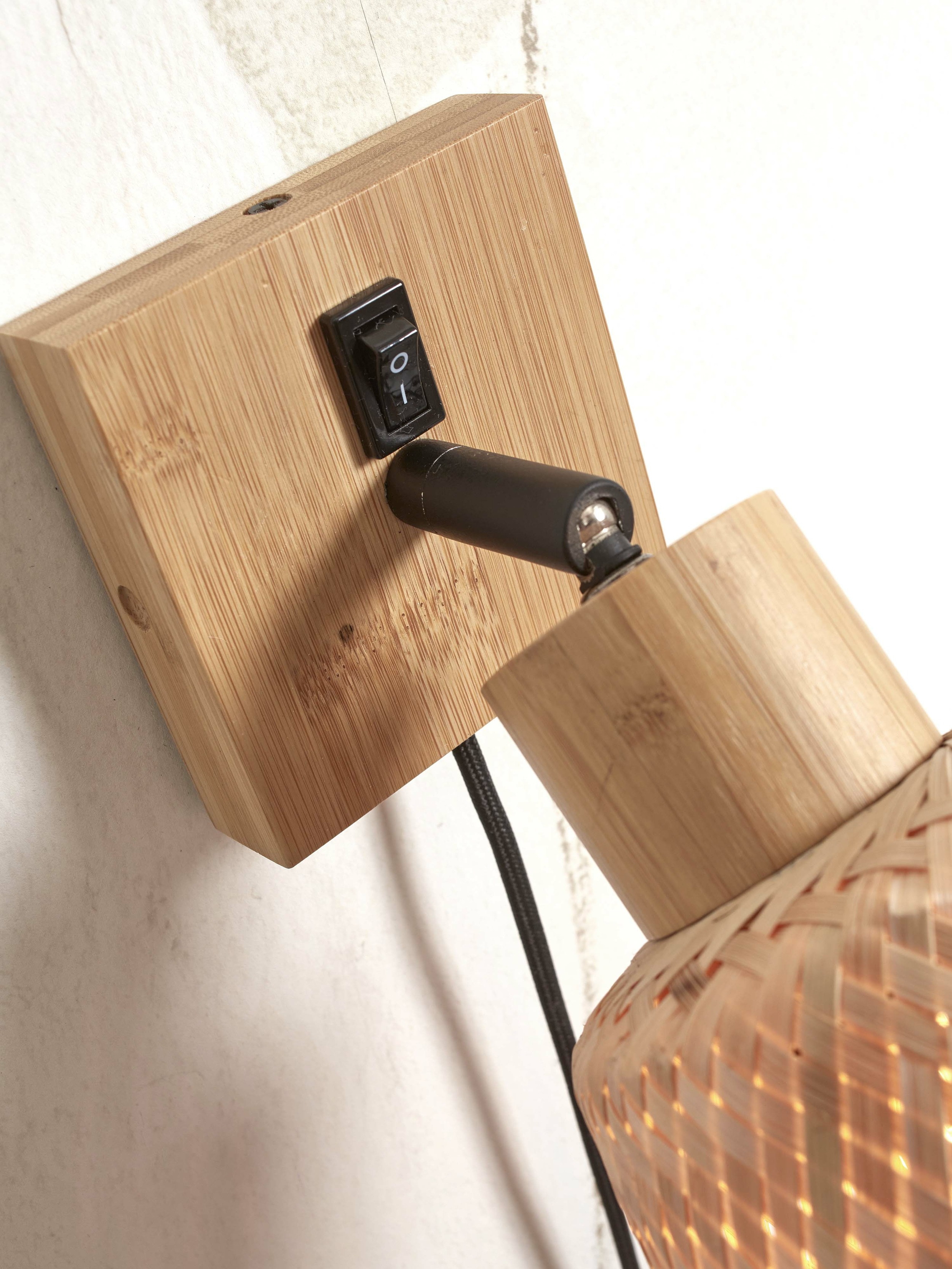 GOOD&MOJO Wandlamp 'Java' Bamboe, kleur Naturel/Zwart