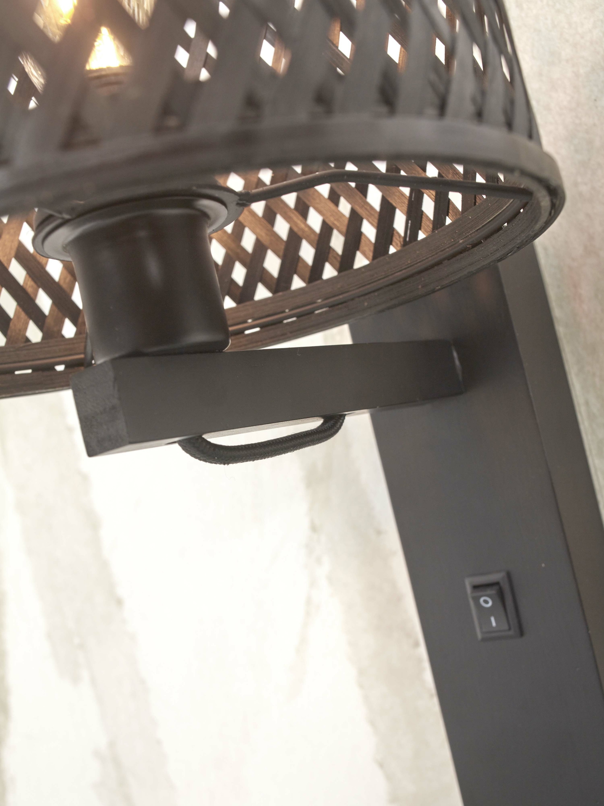 GOOD&MOJO Wandlamp 'Java' Met plankje, Bamboe, kleur Zwart