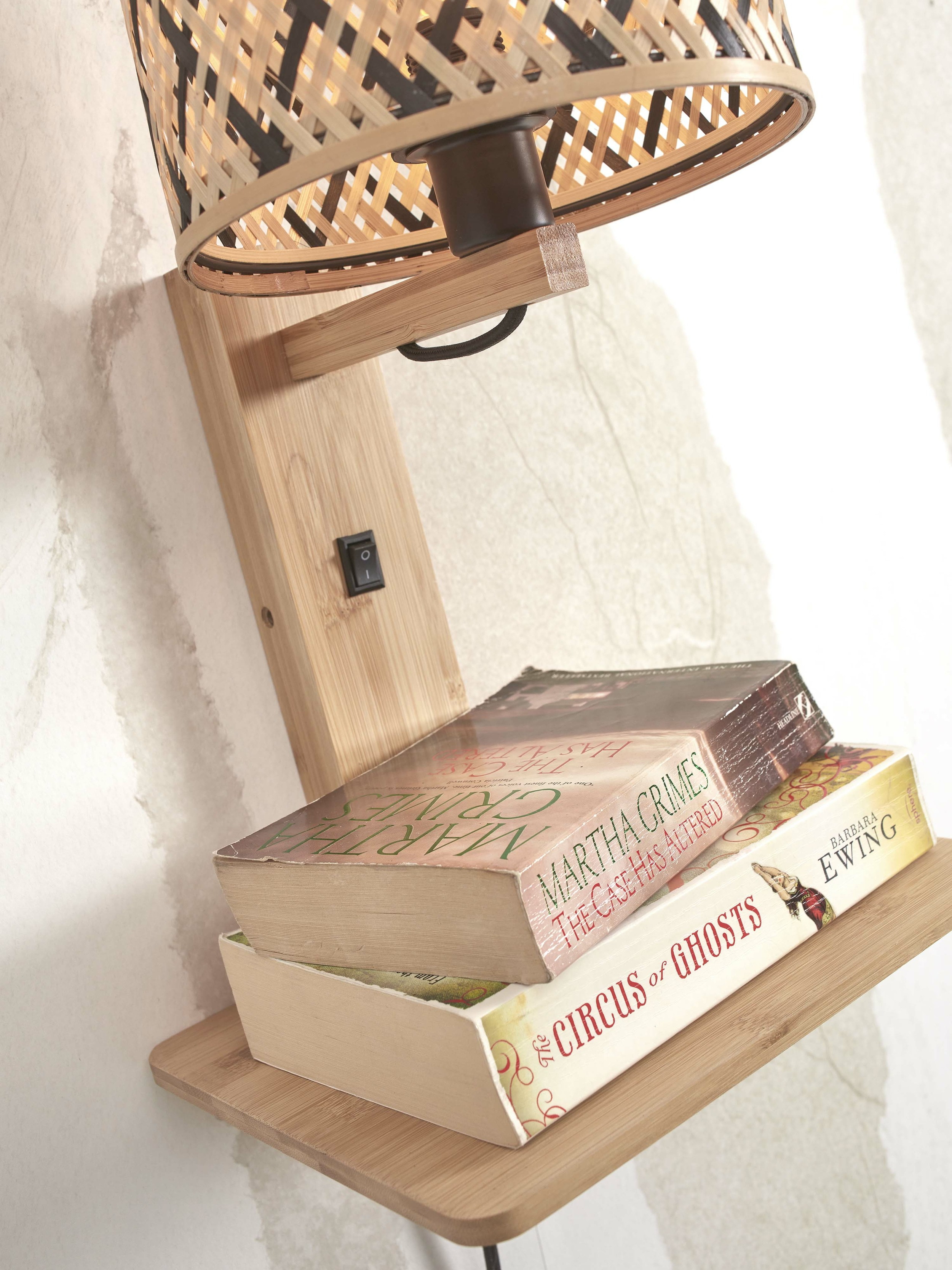GOOD&MOJO Wandlamp 'Java' Met plankje, Bamboe, kleur Naturel/Zwart