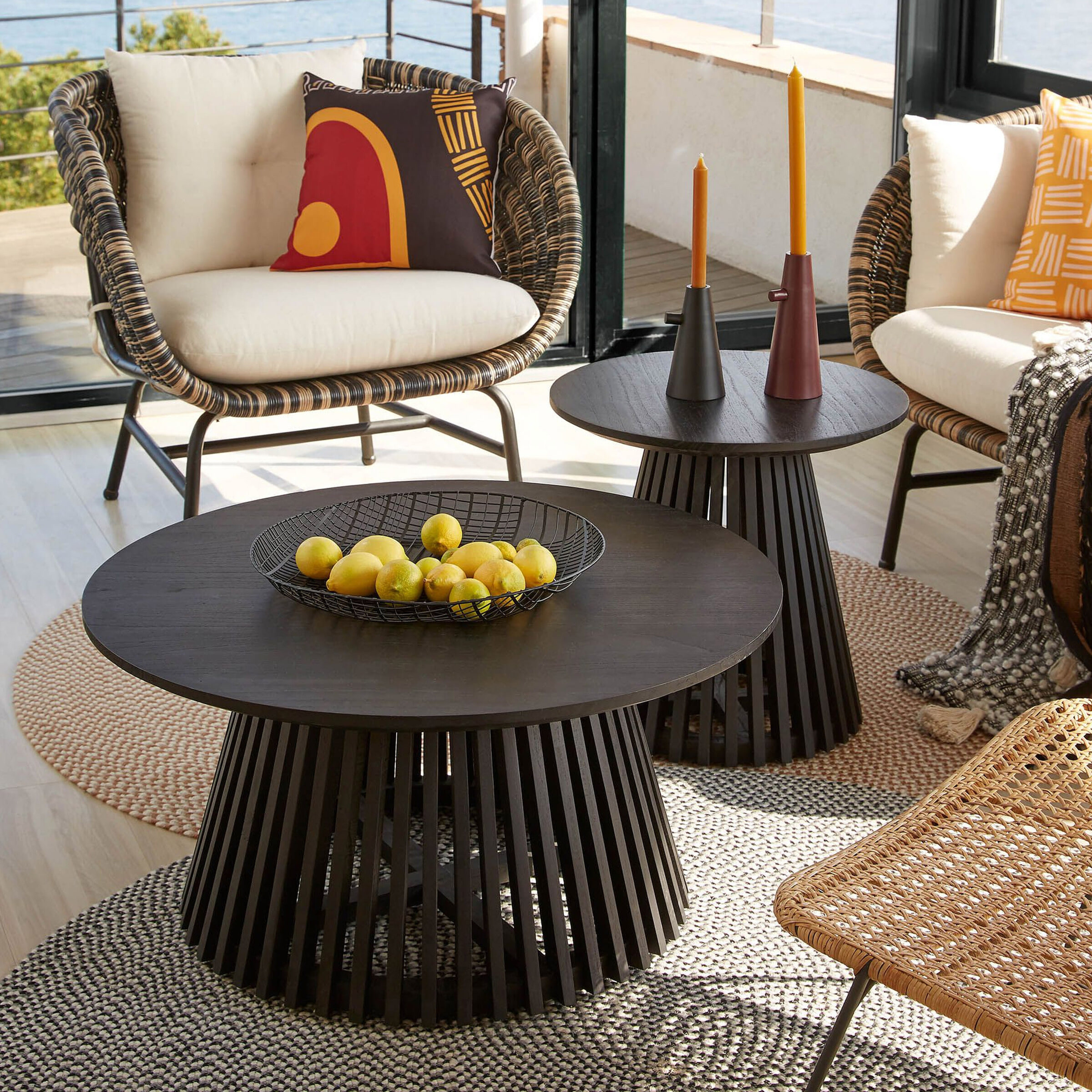 Kave Home Salontafel 'Jeanette' Set van 2 stuks Teakhout, kleur Zwart