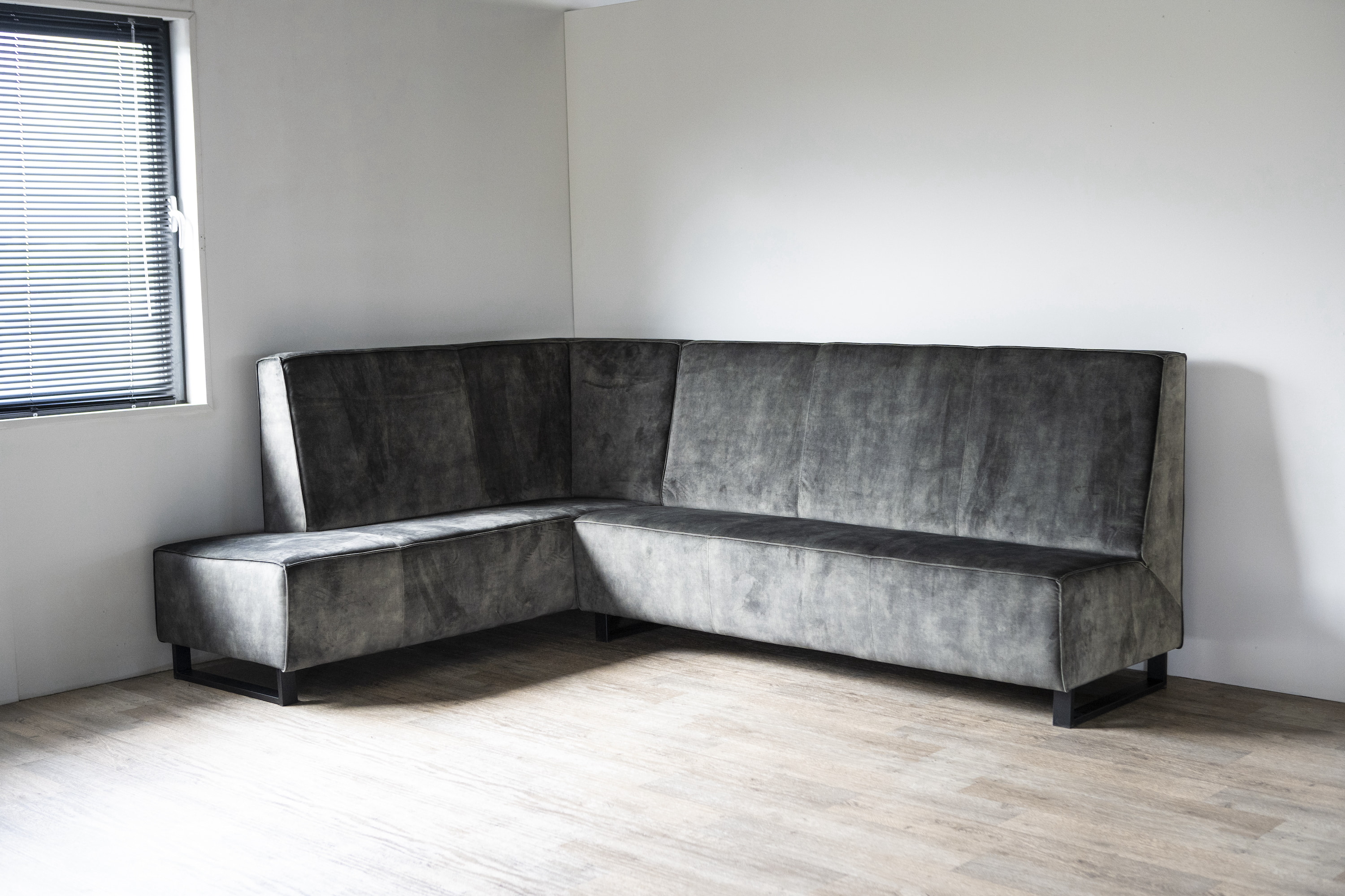 SEVN Eetkamerbank 'Jelle' Links, Velvet, kleur Groen
