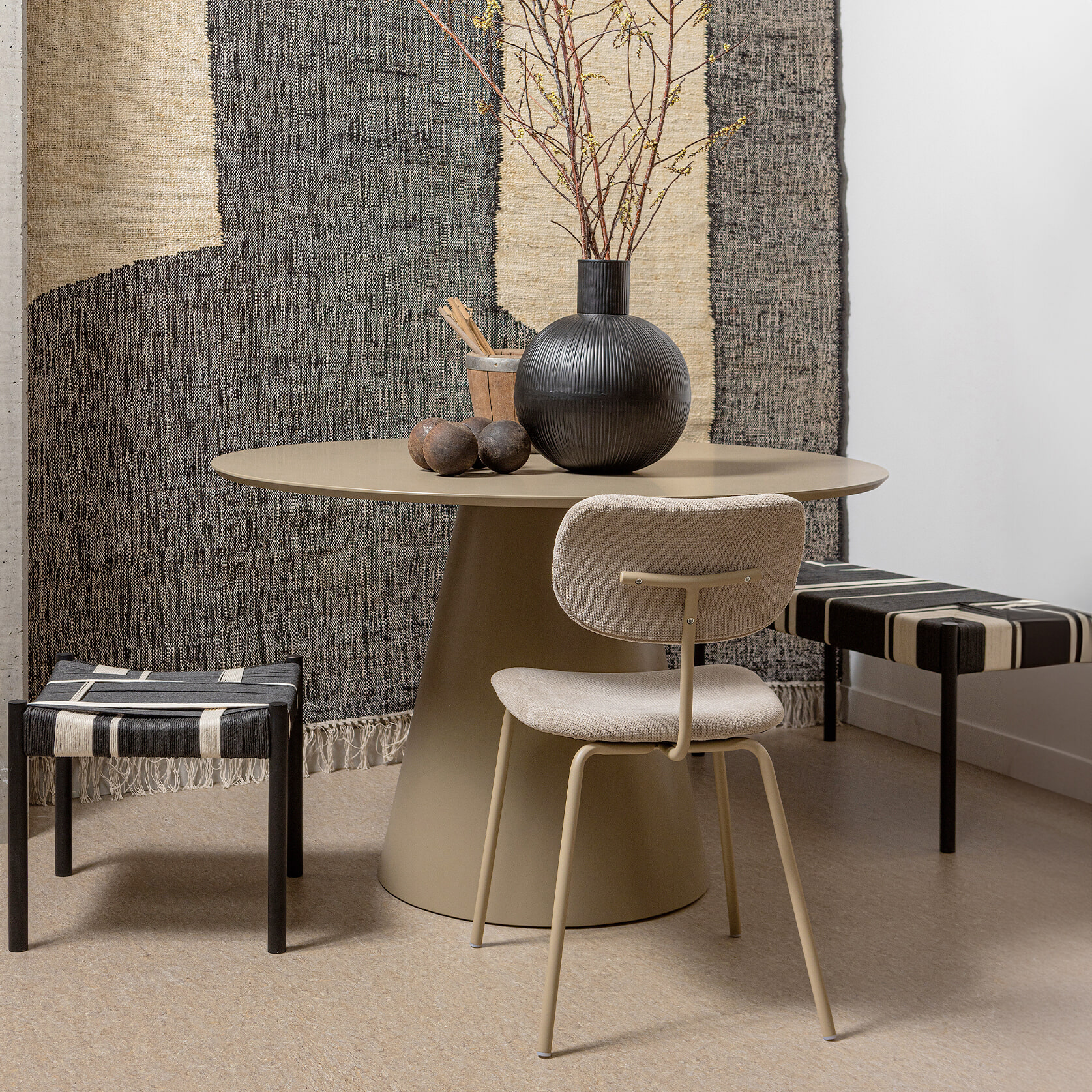 WOOOD Ronde Eettafel 'Jorre' 120cm, kleur Military Brown