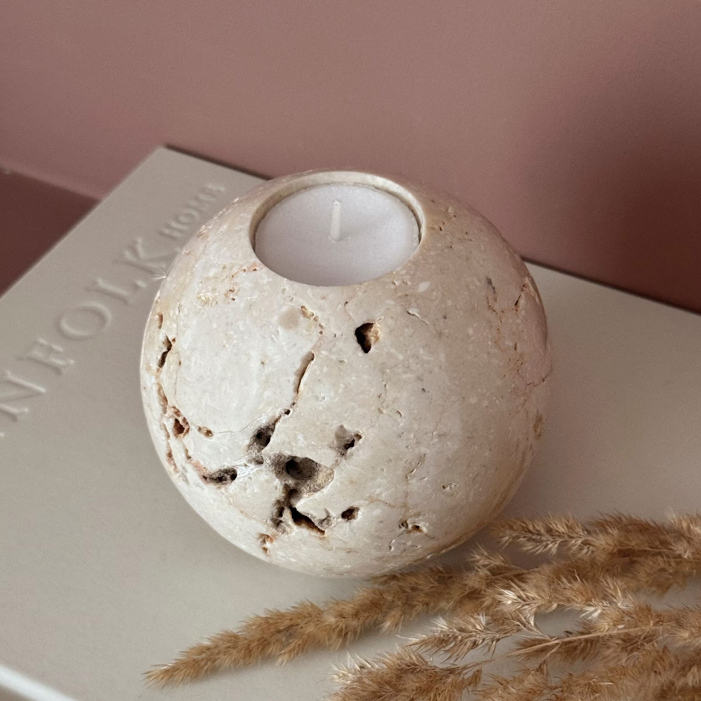 MUST Living Kaarshouder Cheese Stone Marmer - Beige