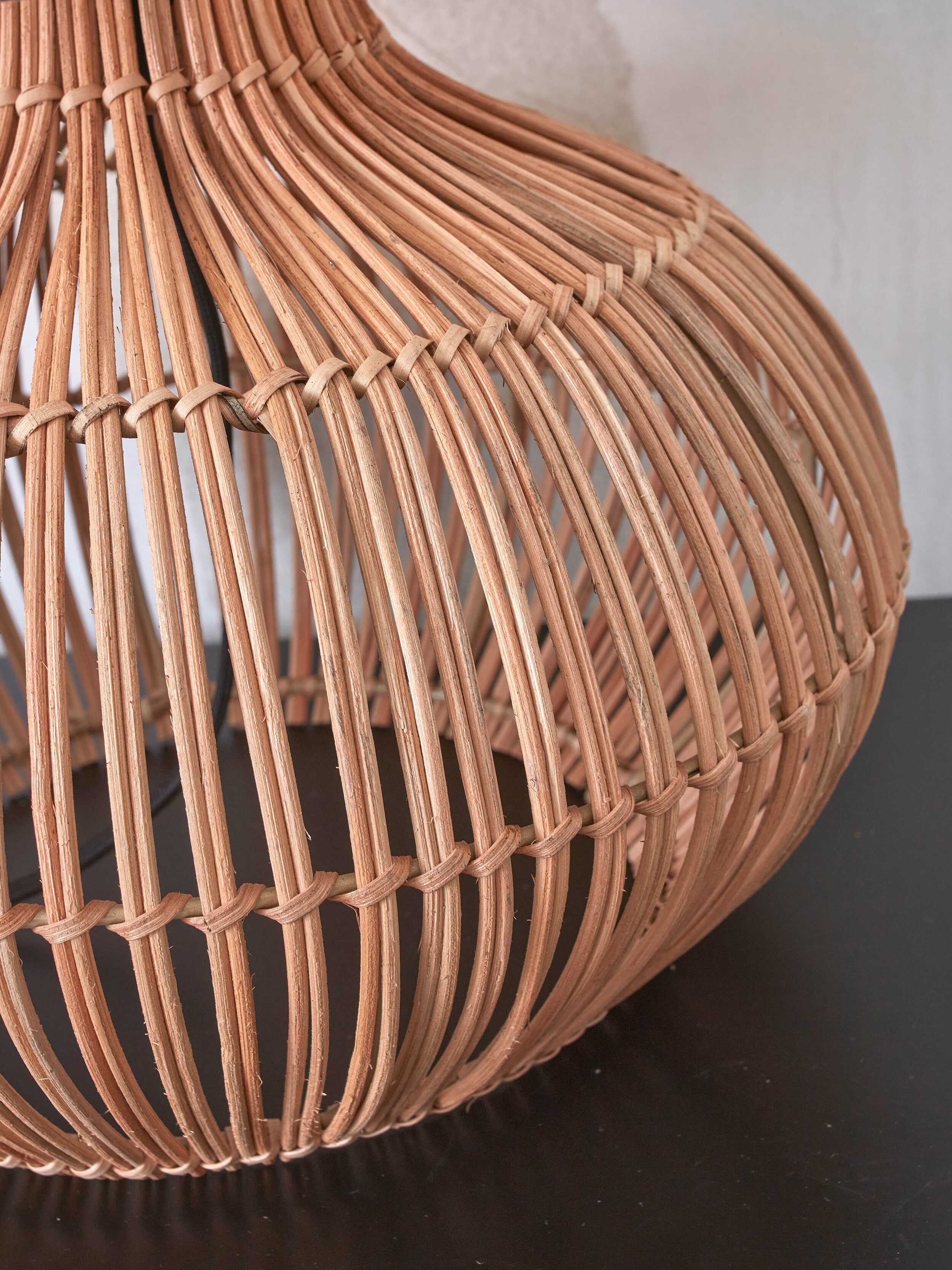 GOOD&MOJO Tafellamp 'Kalahari' Rotan en linnen, 65cm, kleur Naturel/Wit