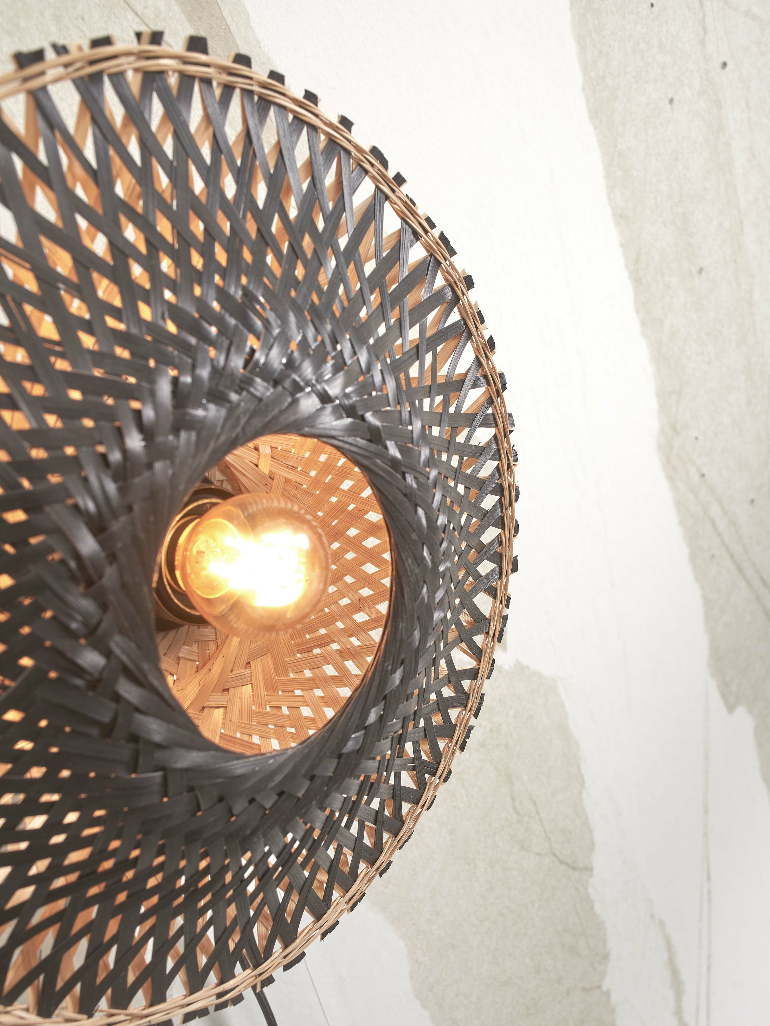 GOOD&MOJO Wandlamp 'Kalimantan' Bamboe, 30cm, kleur Zwart/Naturel