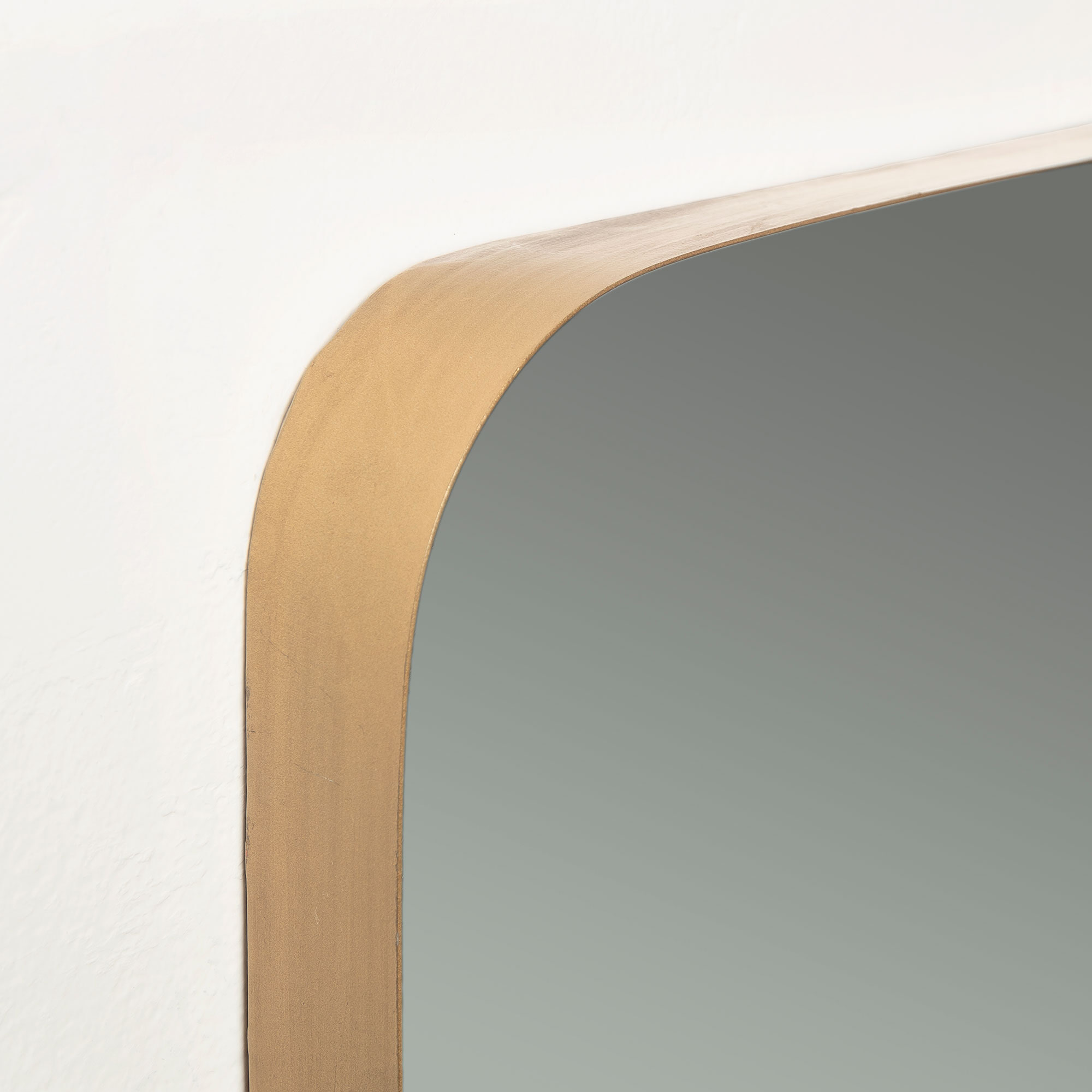 Kave Home Spiegel 'Marco' 60 x 60cm, kleur goud