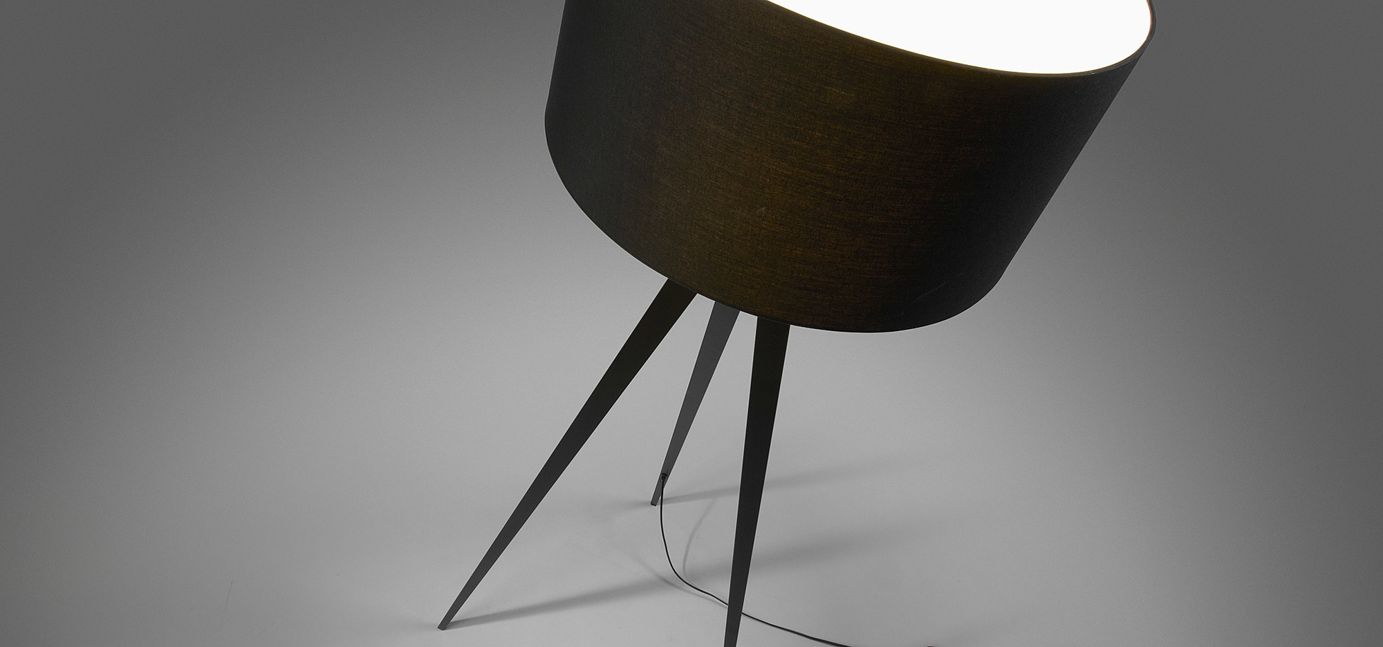 Kave Home Vloerlamp 'Iguazu', kleur zwart