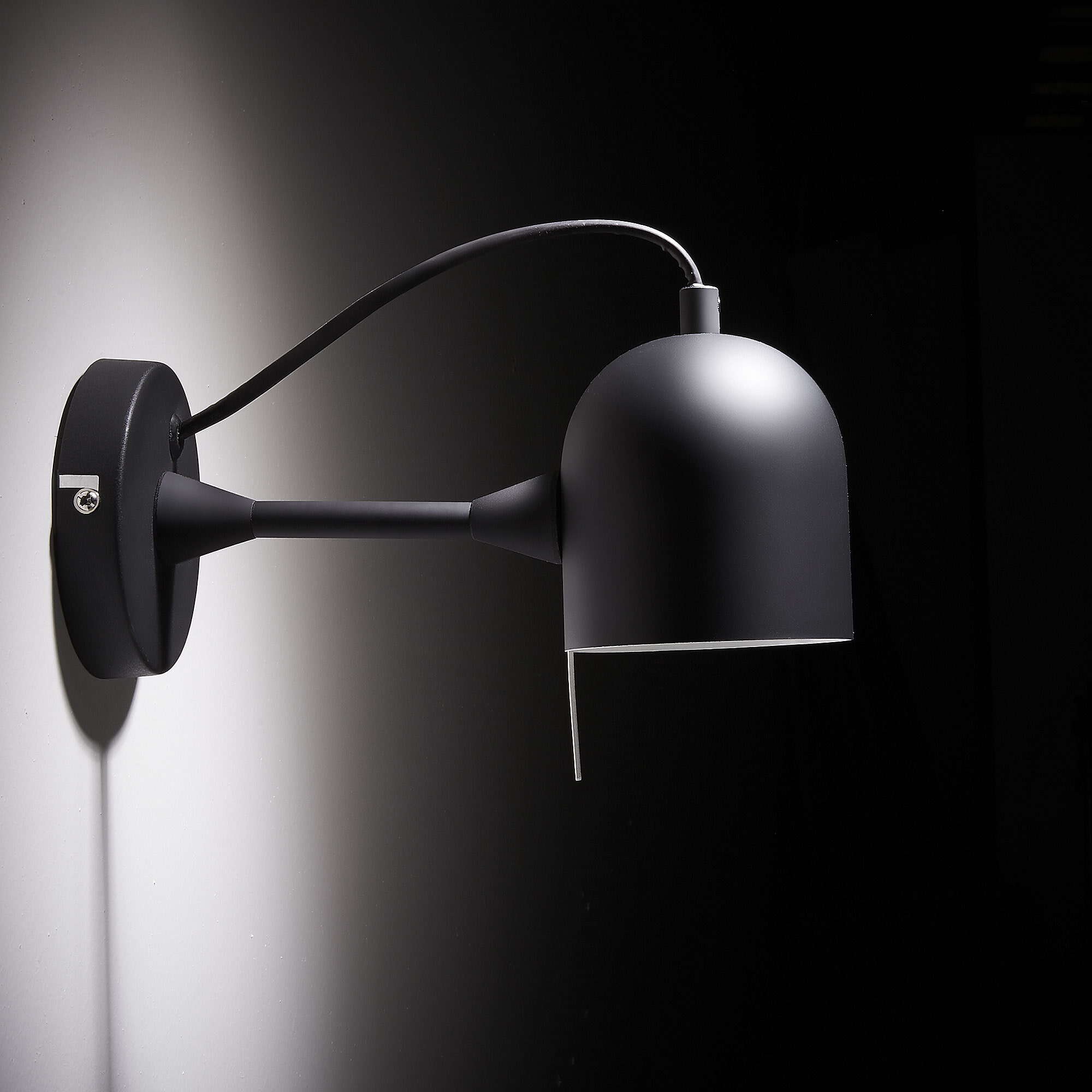 Kave Home Wandlamp 'Lucilla', kleur Zwart