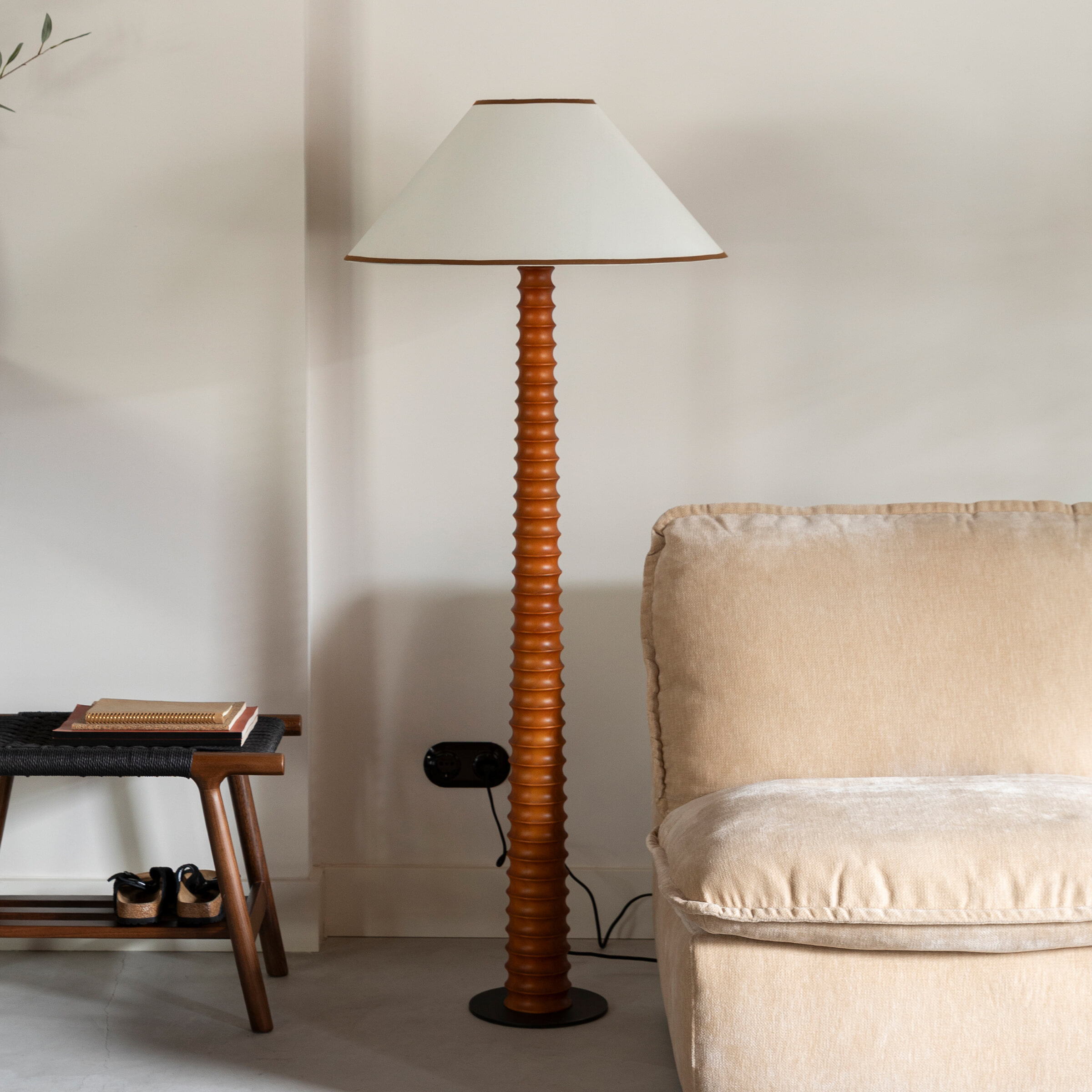 Dutchbone Vloerlamp 'Horace' Katoen en eikenhout