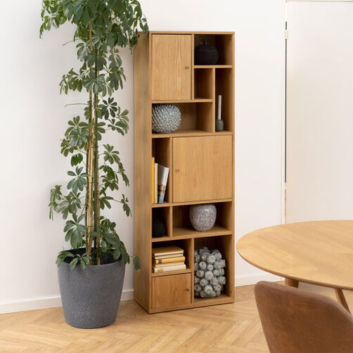 Dimehouse Eettafel Lenzo Rustiek Eiken U-poot zwart 180 x 80 x 3,8 cm Dimehouse Eettafel Lenzo Rustiek Eiken U-poot zwart 180 x 80 x 3,8 cm