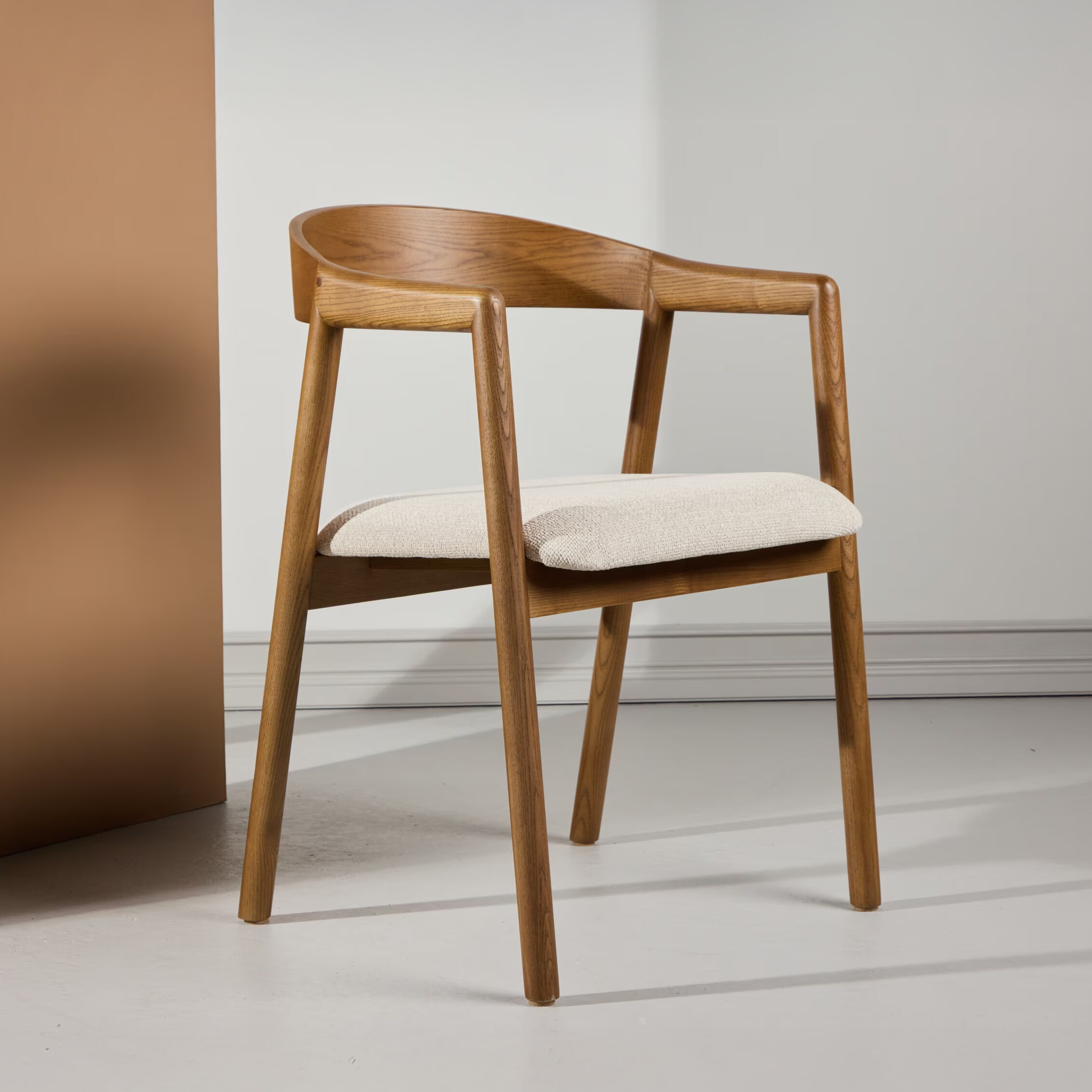 Nohr Eetkamerstoel 'Lenna' Essenhout en stof