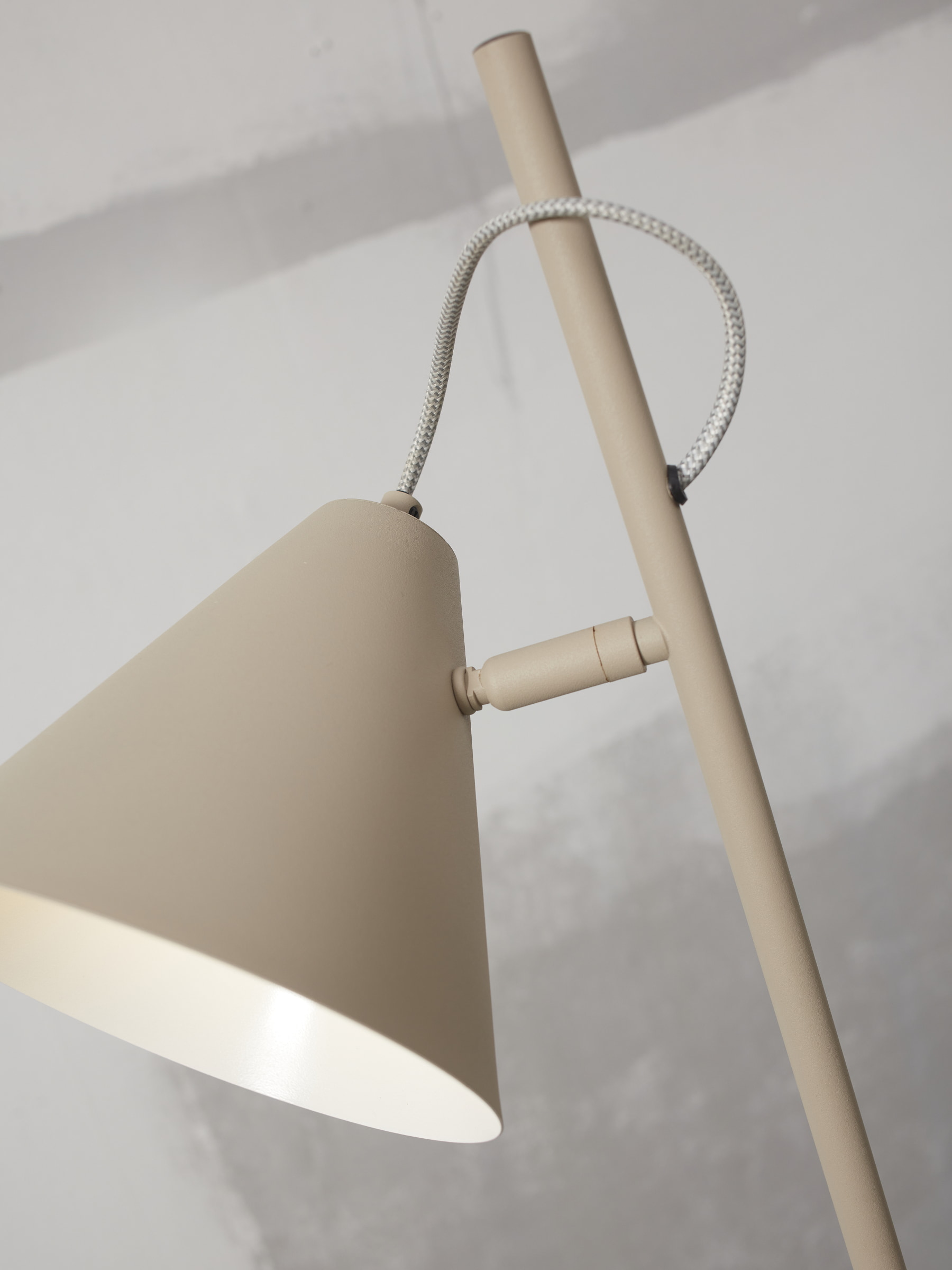 its about RoMi Vloerlamp 'Lisbon' 151cm, kleur Zand