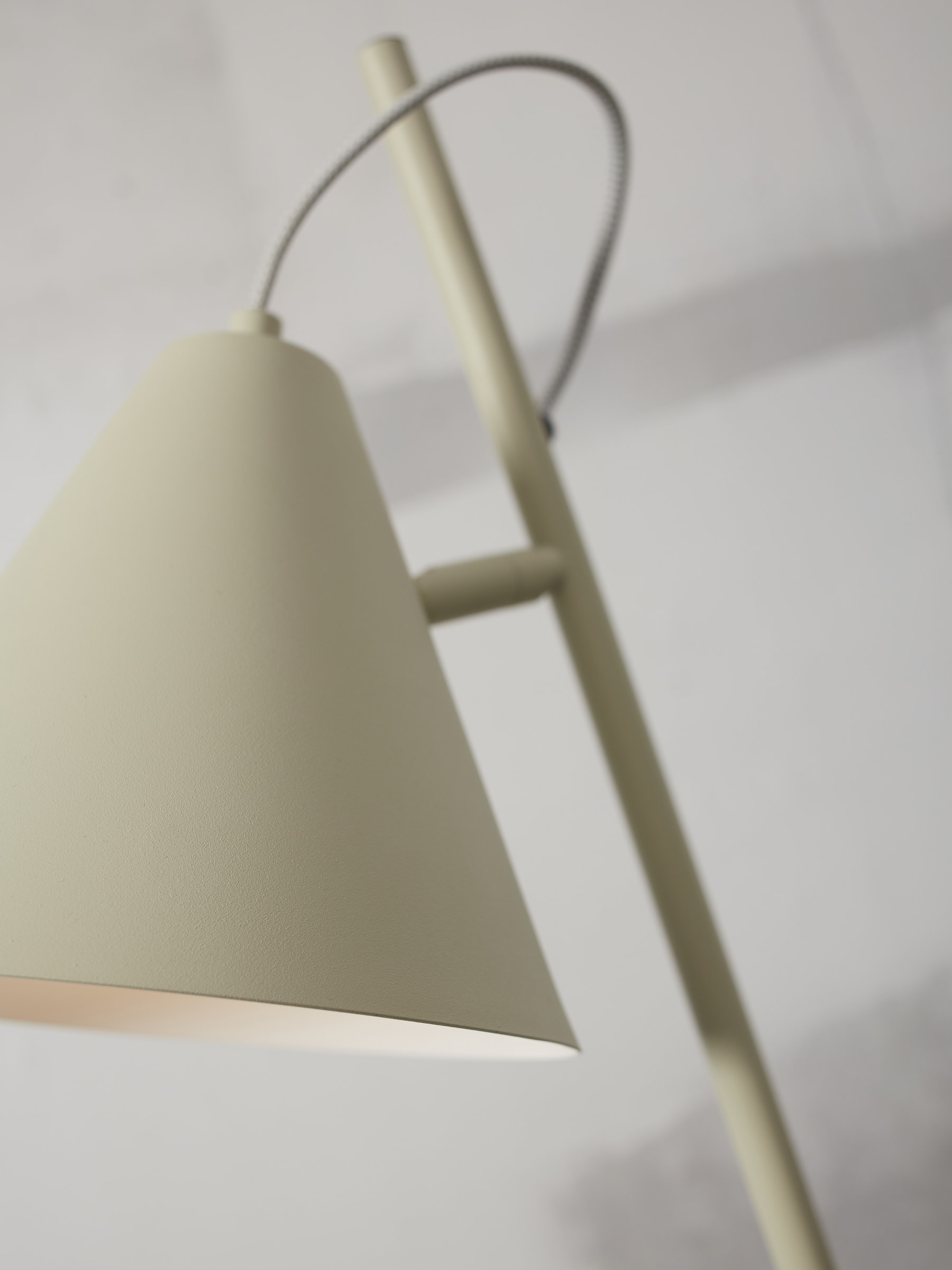 its about RoMi Vloerlamp 'Lisbon' 151cm, kleur Lichtgroen