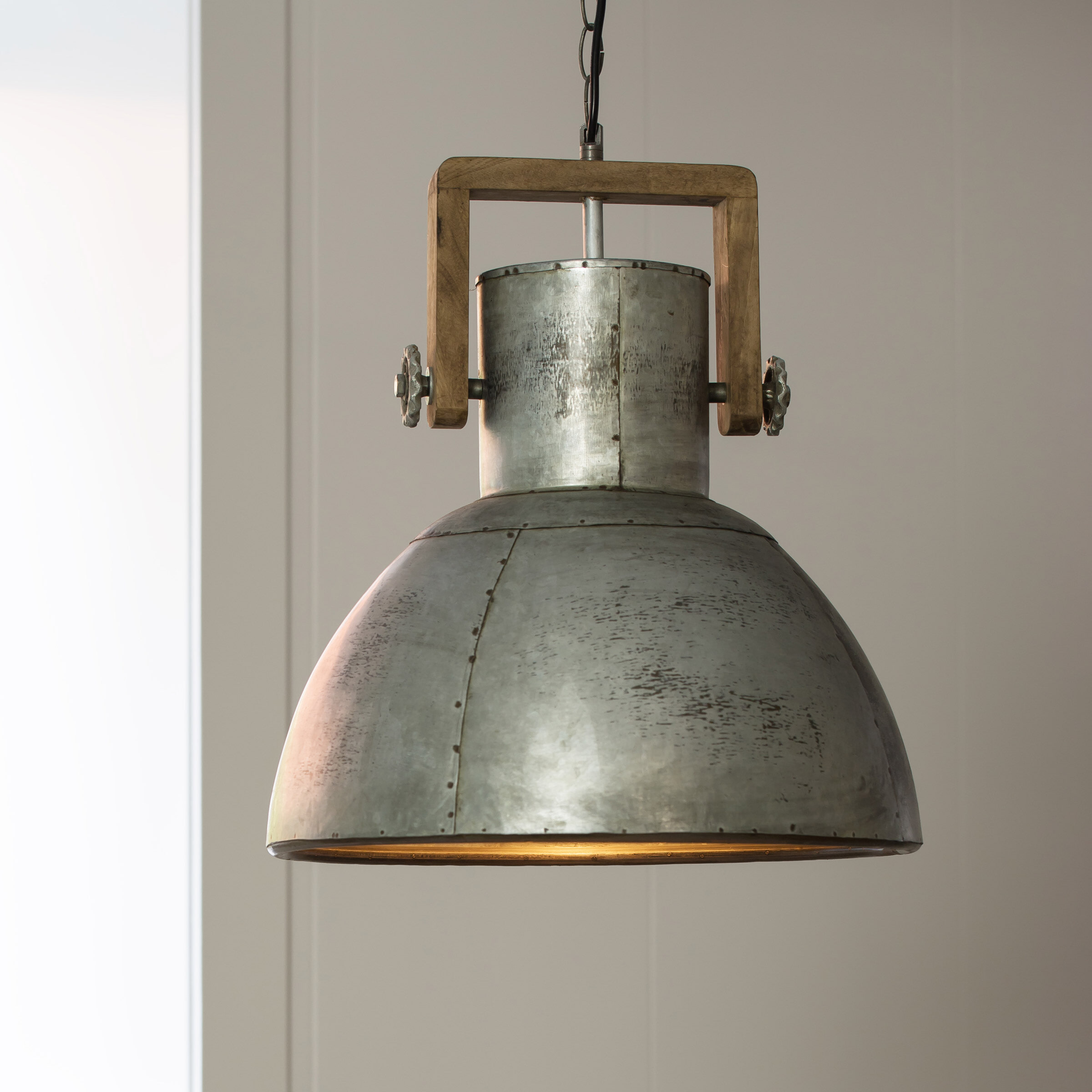 Light & Living Hanglamp 'Shelly' 40cm, hout weather barn-vintage zilver, kleur Metaal