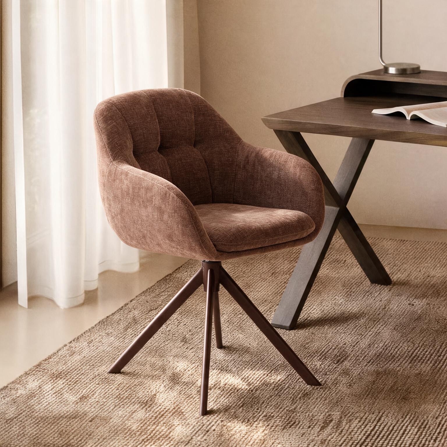 Kave Home Draaibare Eetkamerstoel Dorina Chenille - Karamel