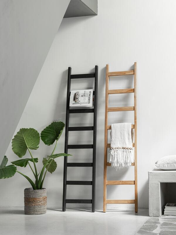MUST Living Ladder 'Steps' Teakhout, 180cm, kleur Naturel