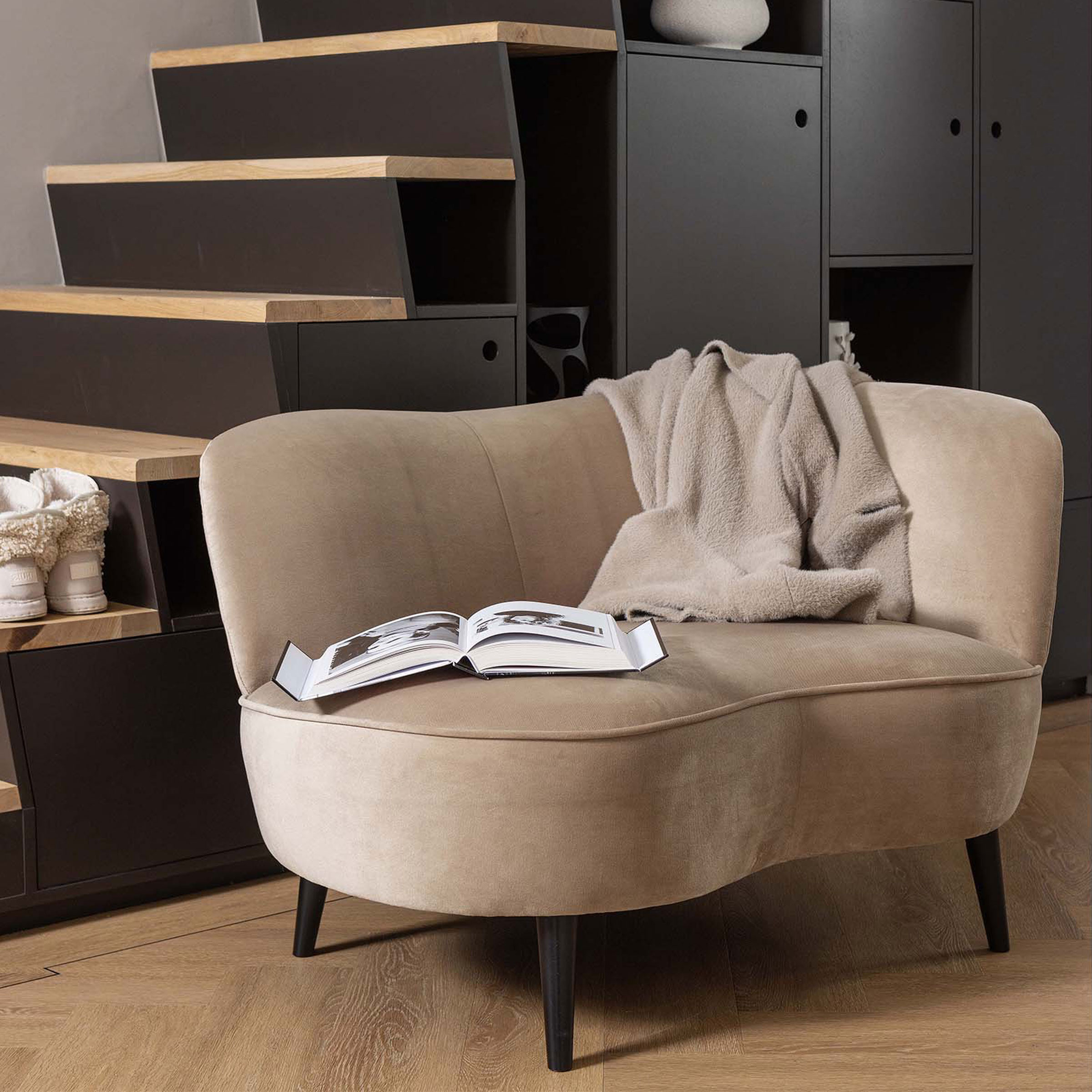 WOOOD Lounge Fauteuil 'Sara' Rechts, Velvet, kleur Khaki