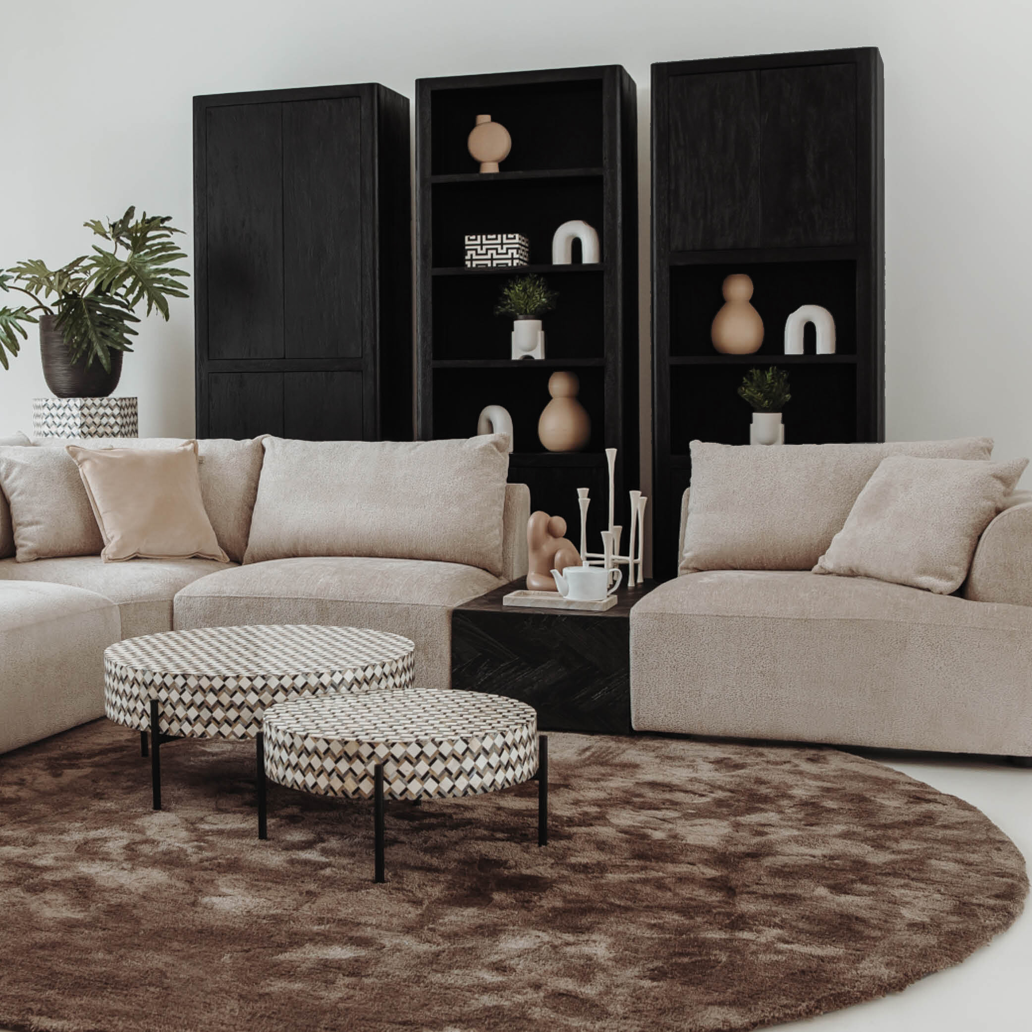 Tower Living Wandkast 'Tenna' Mangohout, Met 4 open vakken, 220 x 80cm, kleur Zwart