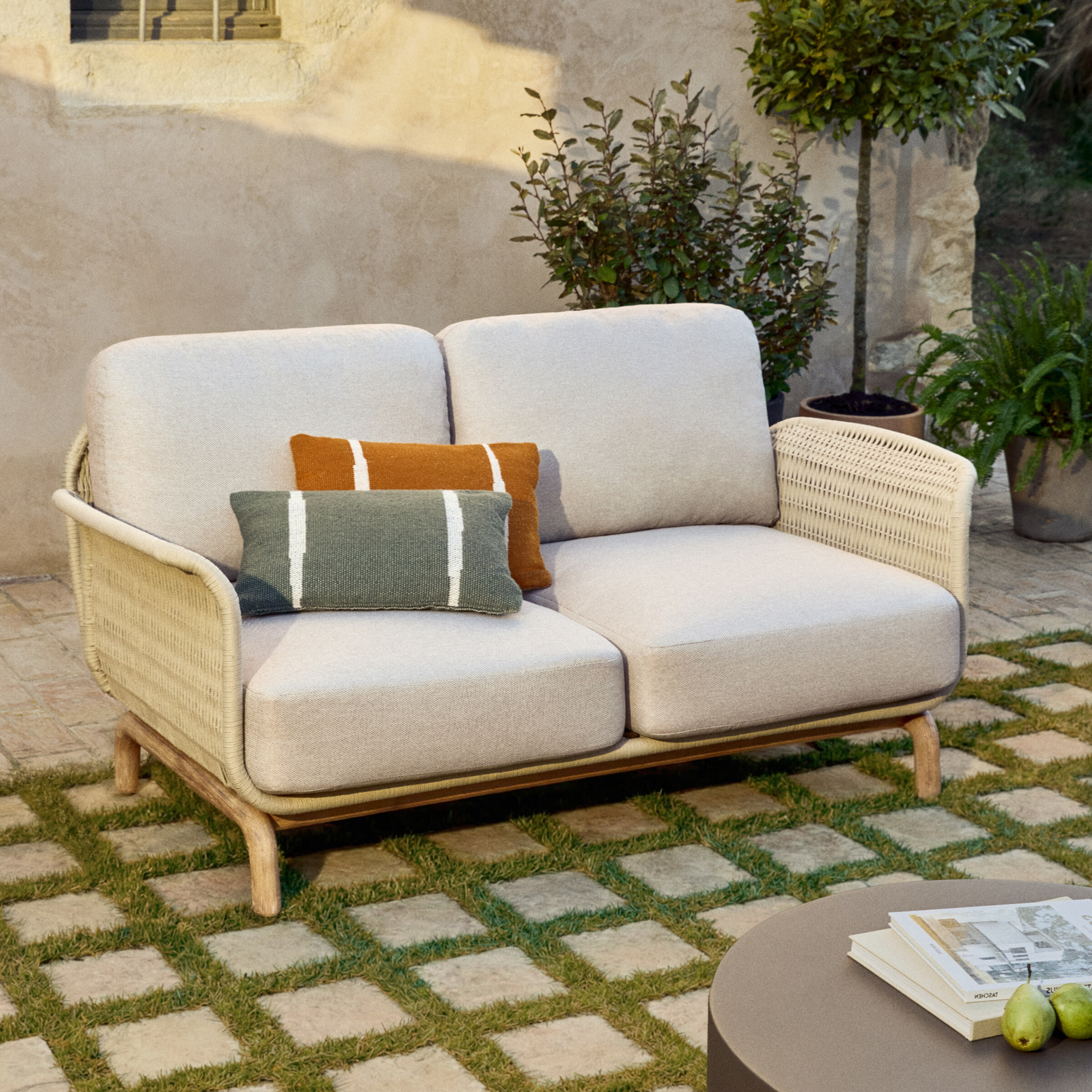 Kave Home 2-zits Tuinbank 'Alipa' Acaciahout en touw