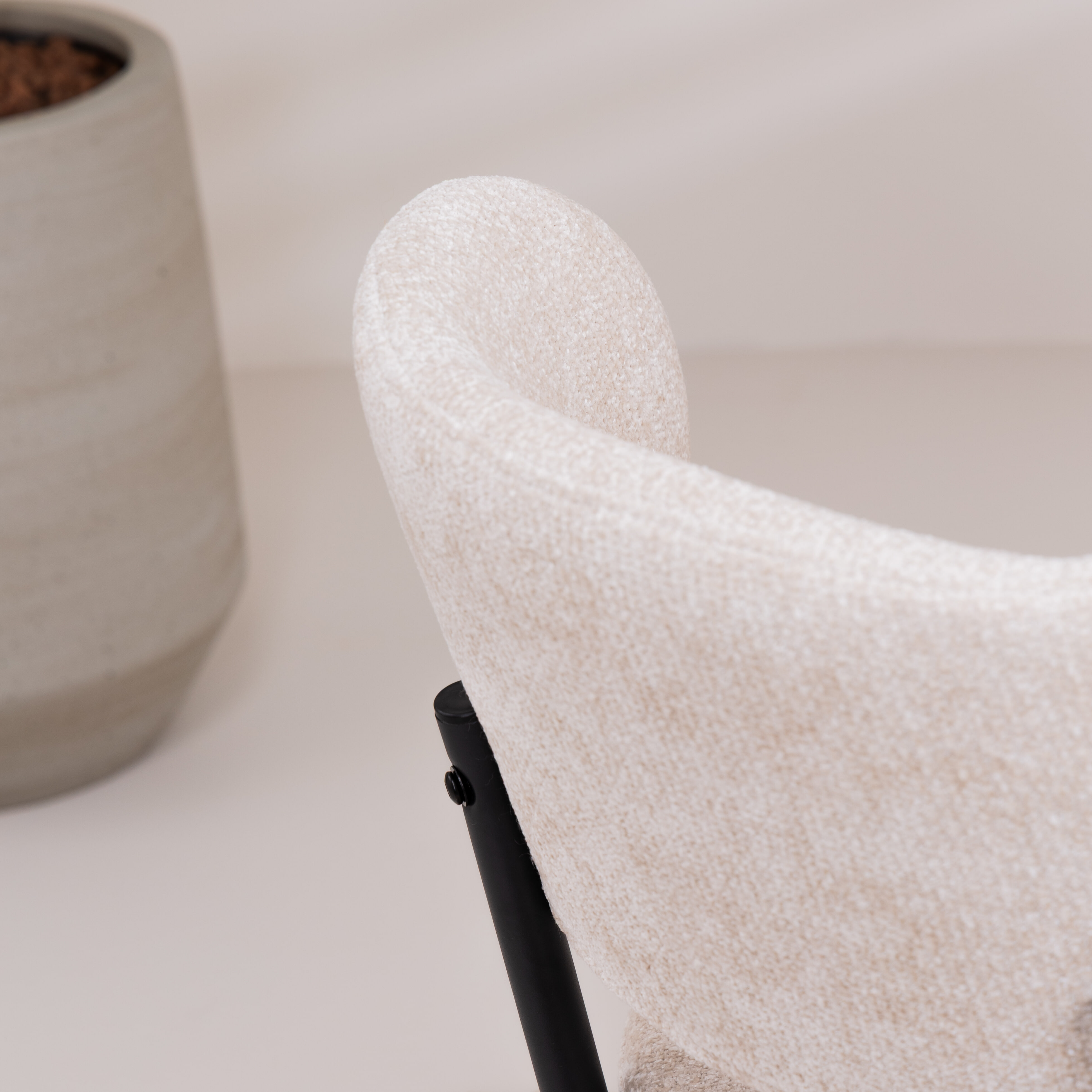 By-Boo Eetkamerstoel 'Oasis' Chenille, kleur Beige