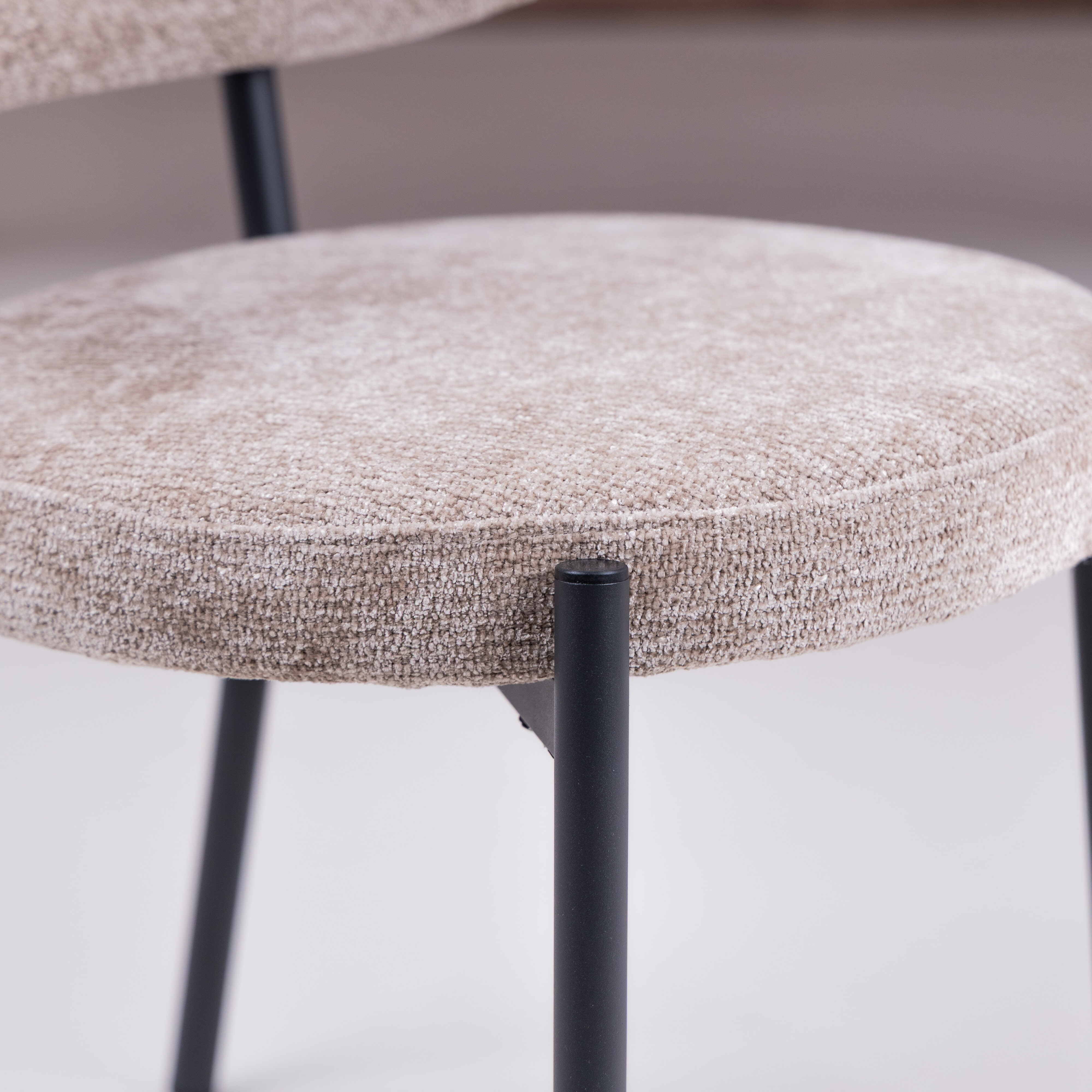 By-Boo Eetkamerstoel 'Oasis' Chenille, kleur Taupe