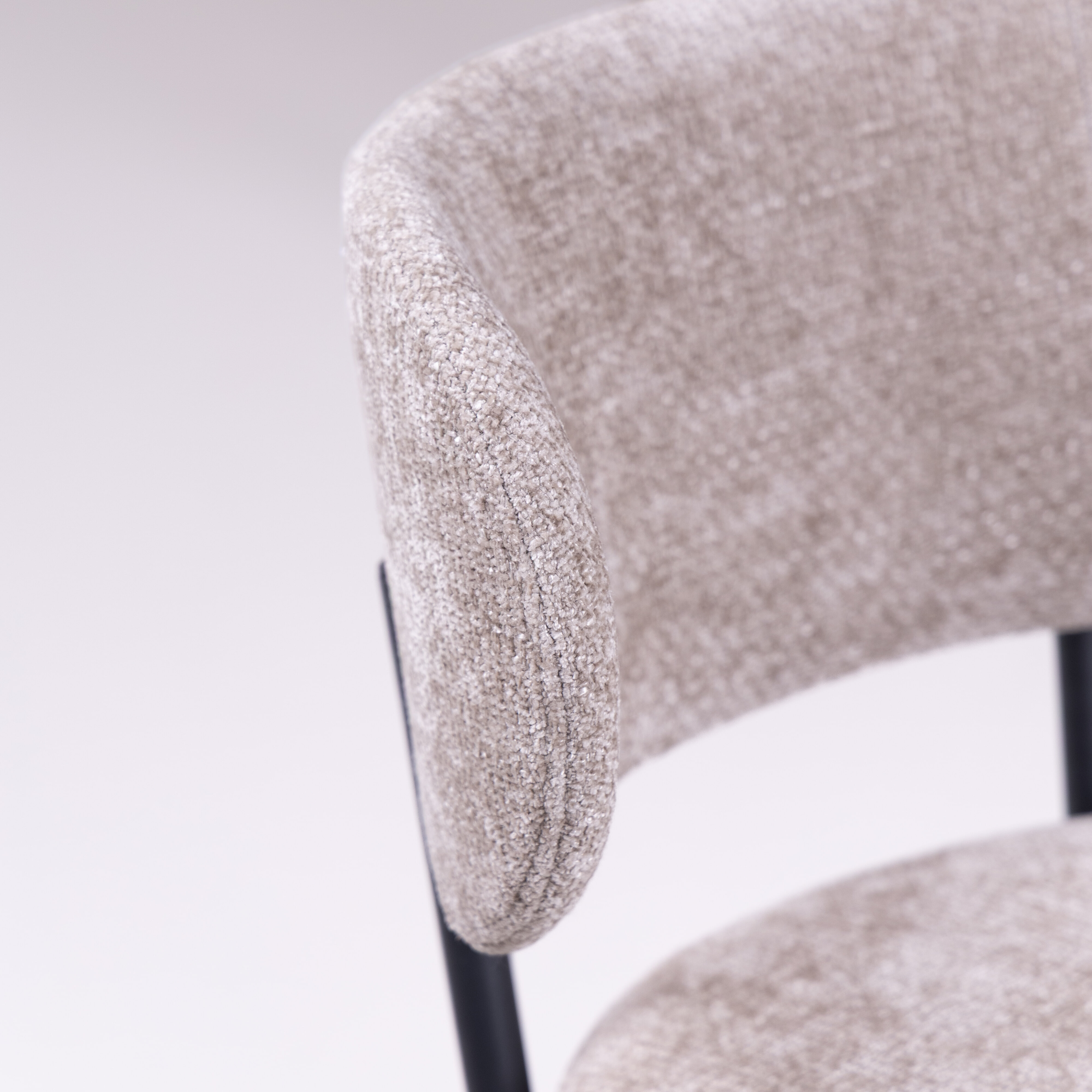 By-Boo Eetkamerstoel 'Oasis' Chenille, kleur Taupe