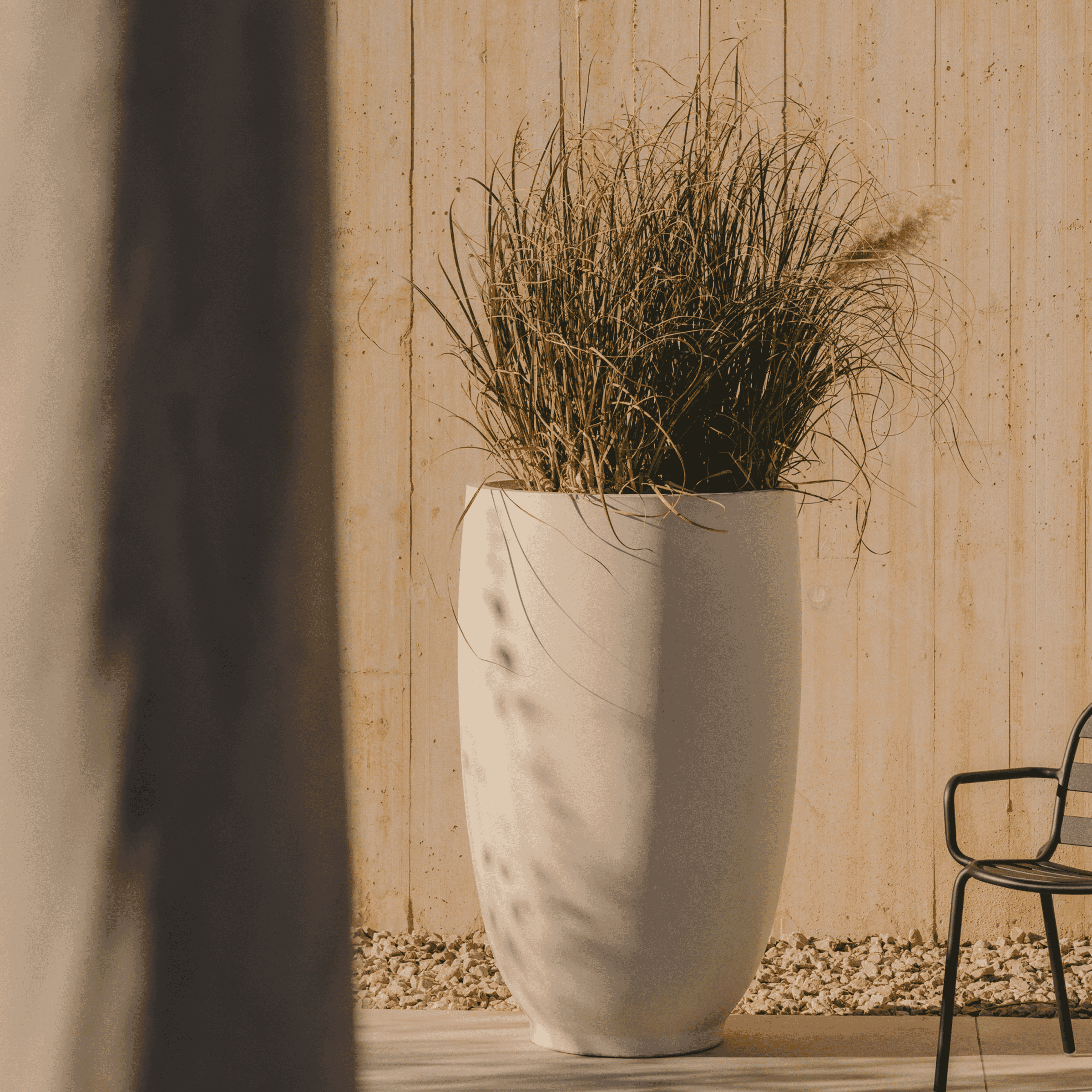 Kave Home Plantenpot 'Aiguablava' 120cm hoog, kleur Wit