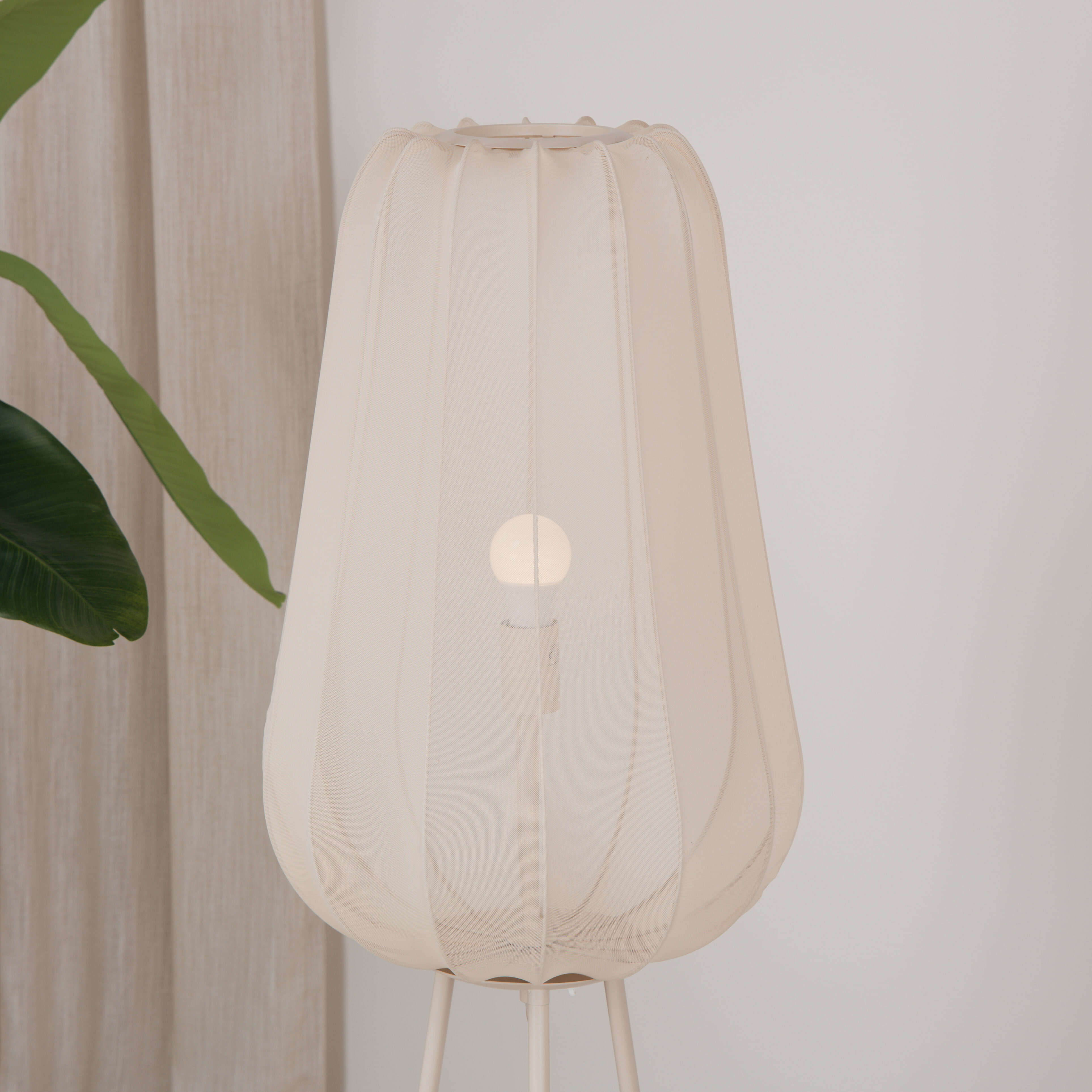 Light & Living Vloerlamp 'Plumeria' 132cm, kleur Zand