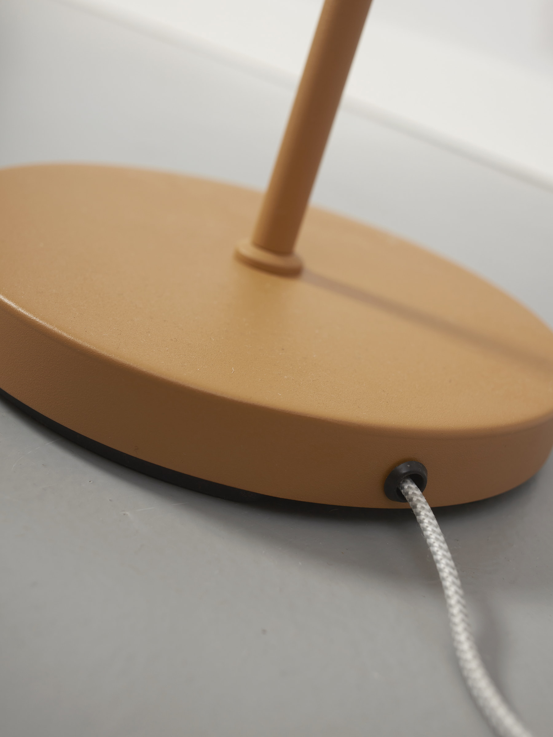 its about RoMi Vloerlamp 'Porto' 145cm, kleur Mosterdgeel