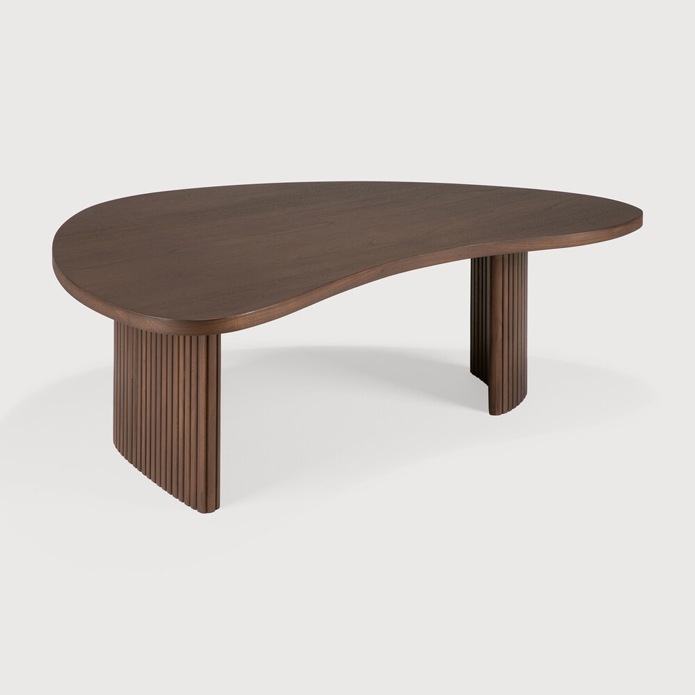 Ethnicraft Organische Salontafel 'Boomerang' Gevernist Teakhout, 90 x 61cm, kleur Bruin