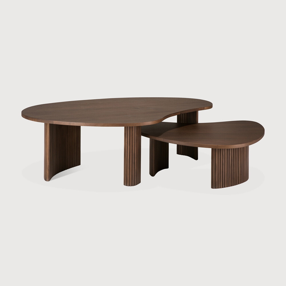 Ethnicraft Organische Salontafel 'Boomerang' Gevernist Teakhout, 90 x 61cm, kleur Bruin