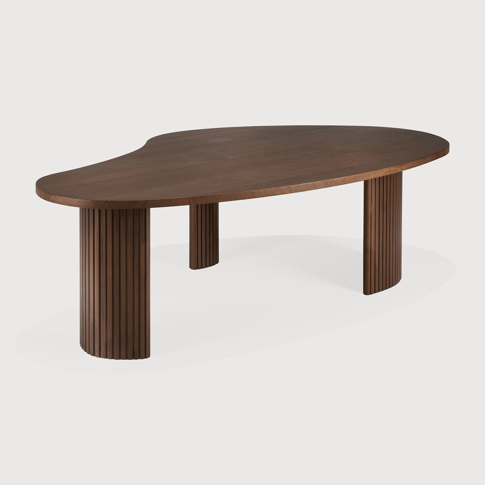 Ethnicraft Organische Salontafel 'Boomerang' Gevernist Teakhout, 126 x 74cm, kleur Bruin