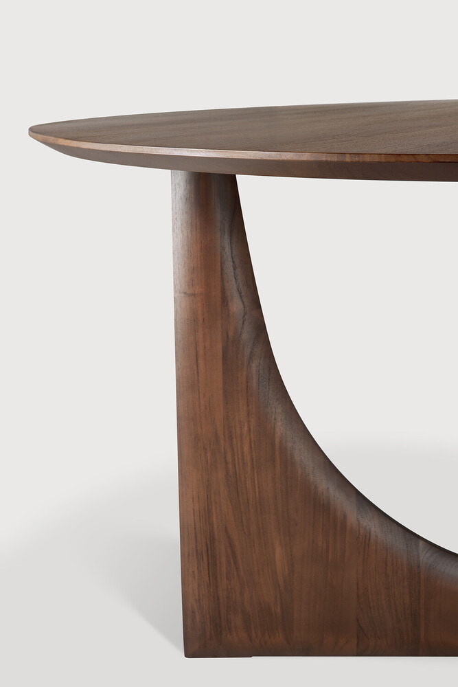 Ethnicraft Ronde Eettafel 'Geometric' Gevernist Teakhout, 150cm, kleur Bruin