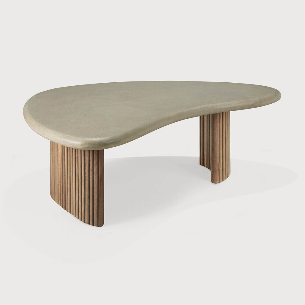 Ethnicraft Organische Outdoor Salontafel Boomerang Beton en teakhout, 90 x 61cm - Grijs