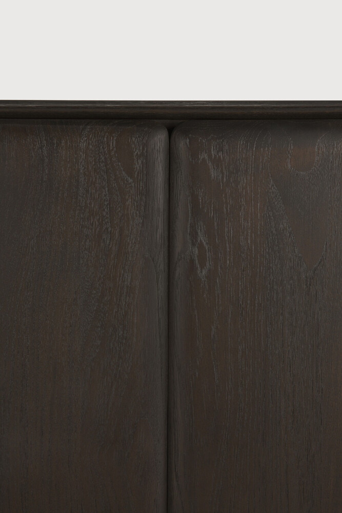 Ethnicraft Dressoir 'PI' Gevernist Teakhout, 230cm, kleur Donkerbruin