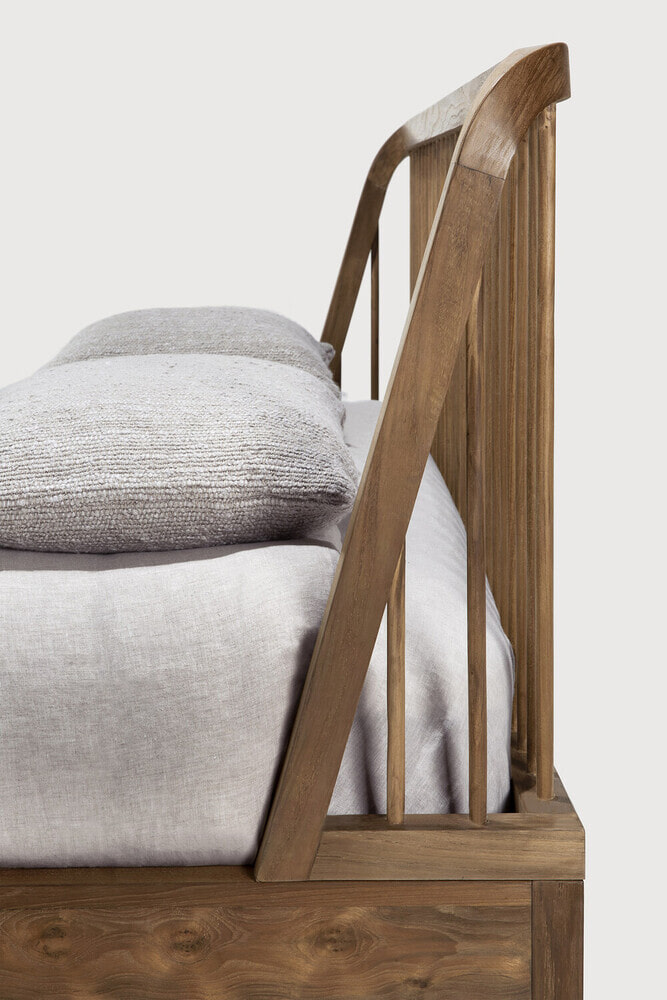Ethnicraft Bed 'Spindle' Gerecycled Teak, 160 x 200cm
