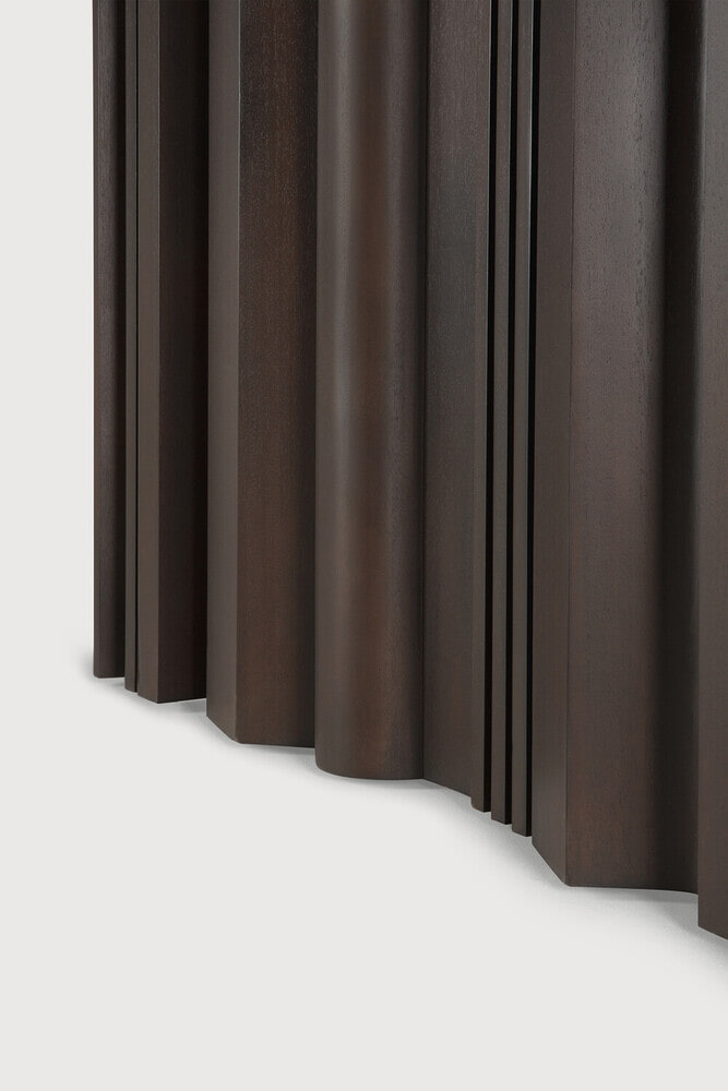 Ethnicraft Eettafel 'Sequence' Mahoniehout, 240 x 110cm, kleur Donkerbruin