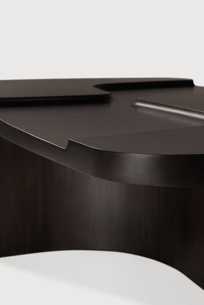 Ethnicraft Deens Ovale Salontafel 'Brutalist' Gevernist Mahoniehout, 143 x 75cm, kleur Rose Brown