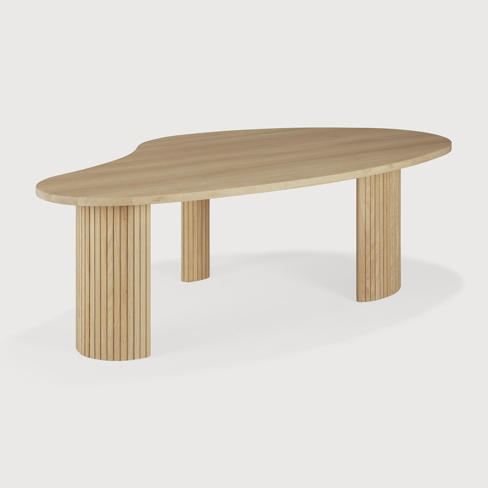Ethnicraft Organische Salontafel 'Boomerang' Geolied Eikenhout, 126 x 74cm, kleur Naturel