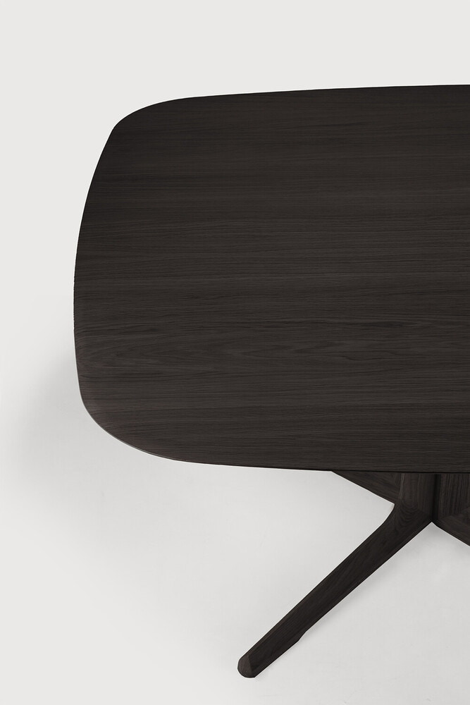 Ethnicraft Vierkante Eettafel 'Corto' Gevernist Eikenhout, 150 x 150cm, kleur Bruin