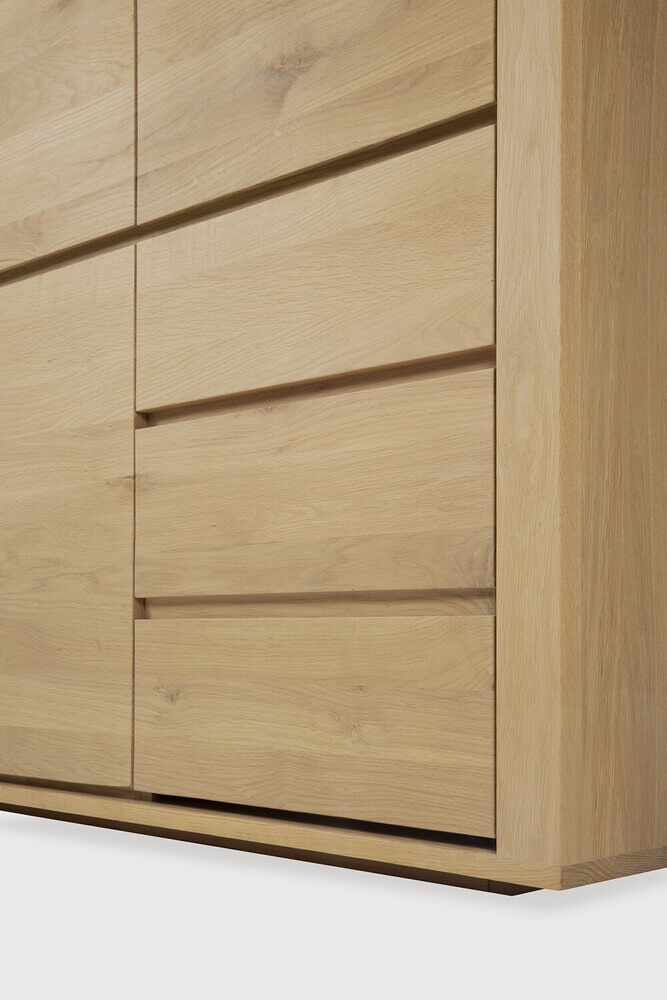 Ethnicraft Kledingkast 'Shadow' Geolied Eikenhout, 200 x 115cm