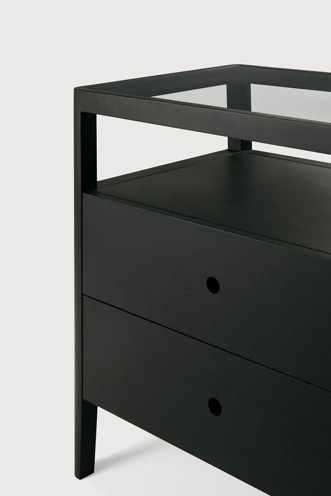 Ethnicraft Dressoir 'Spindle' Gevernist Eikenhout, 150cm, kleur Zwart