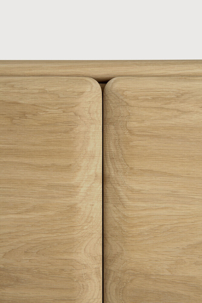 Ethnicraft TV-meubel 'PI' Geolied Eikenhout, 164cm